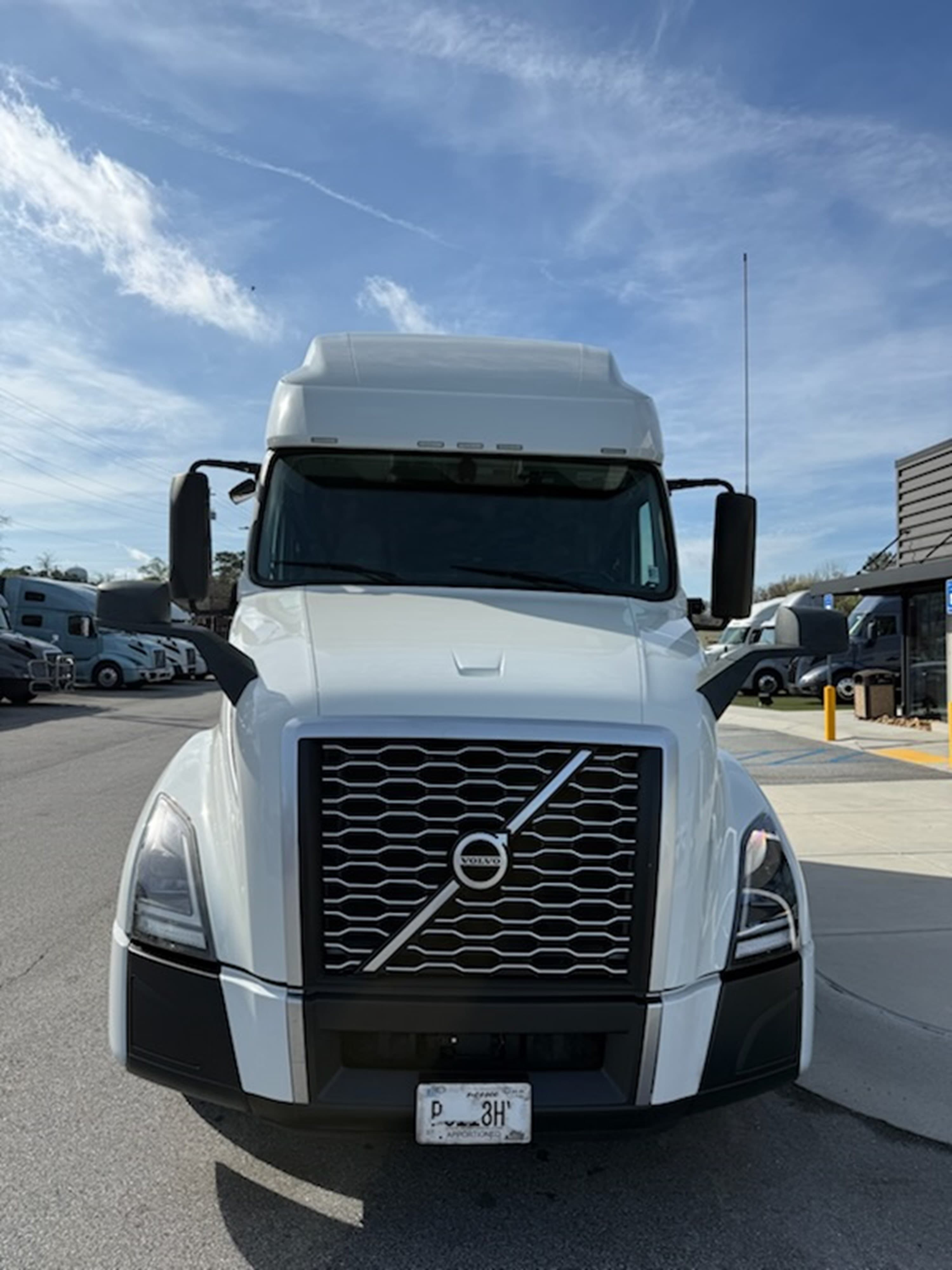 2023 Volvo VNL 760 in ATLANTA (700 & 703), GA — photo 8