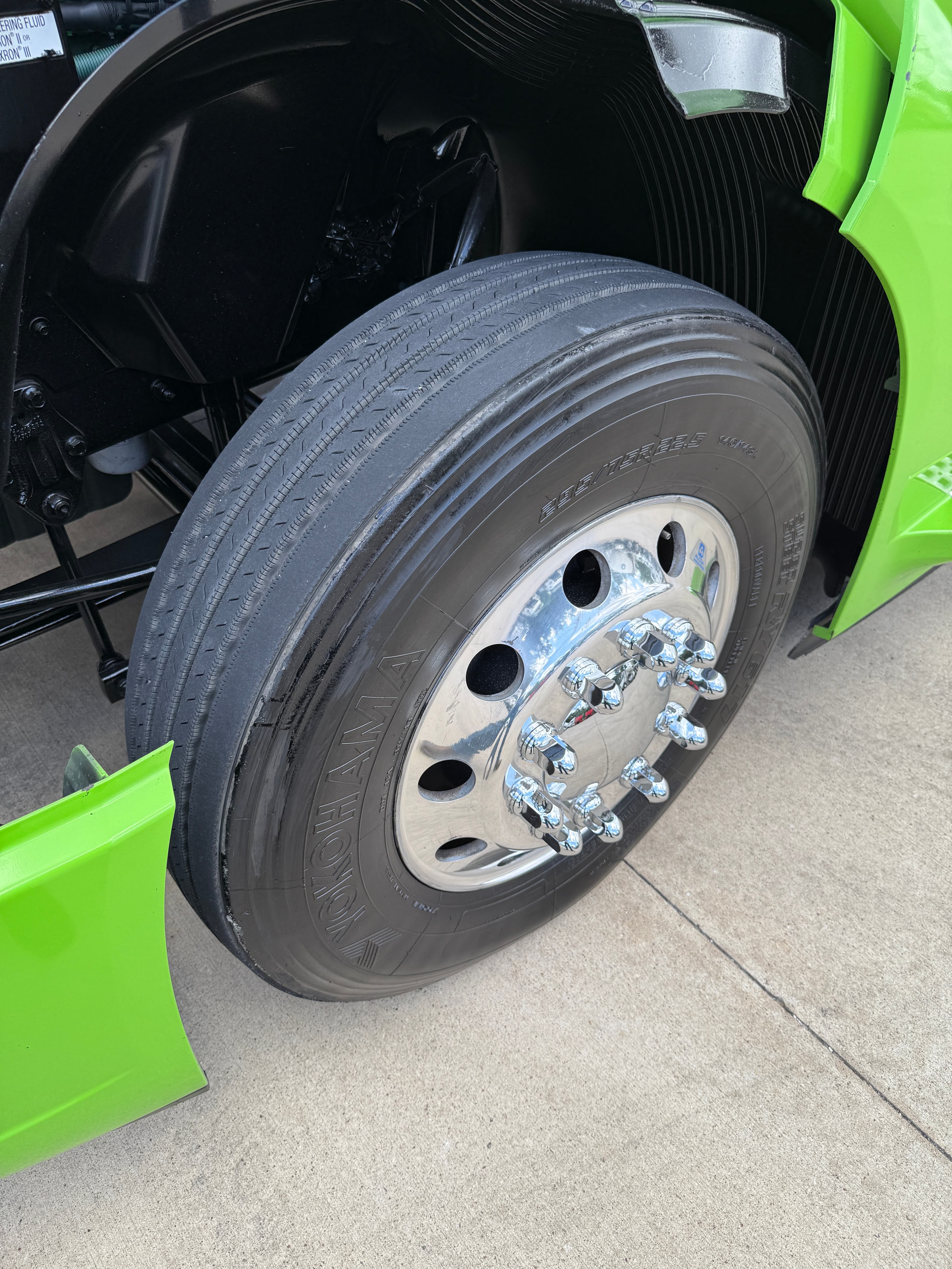 2024 Volvo VNL 760 in HOUSTON, TX — photo 18
