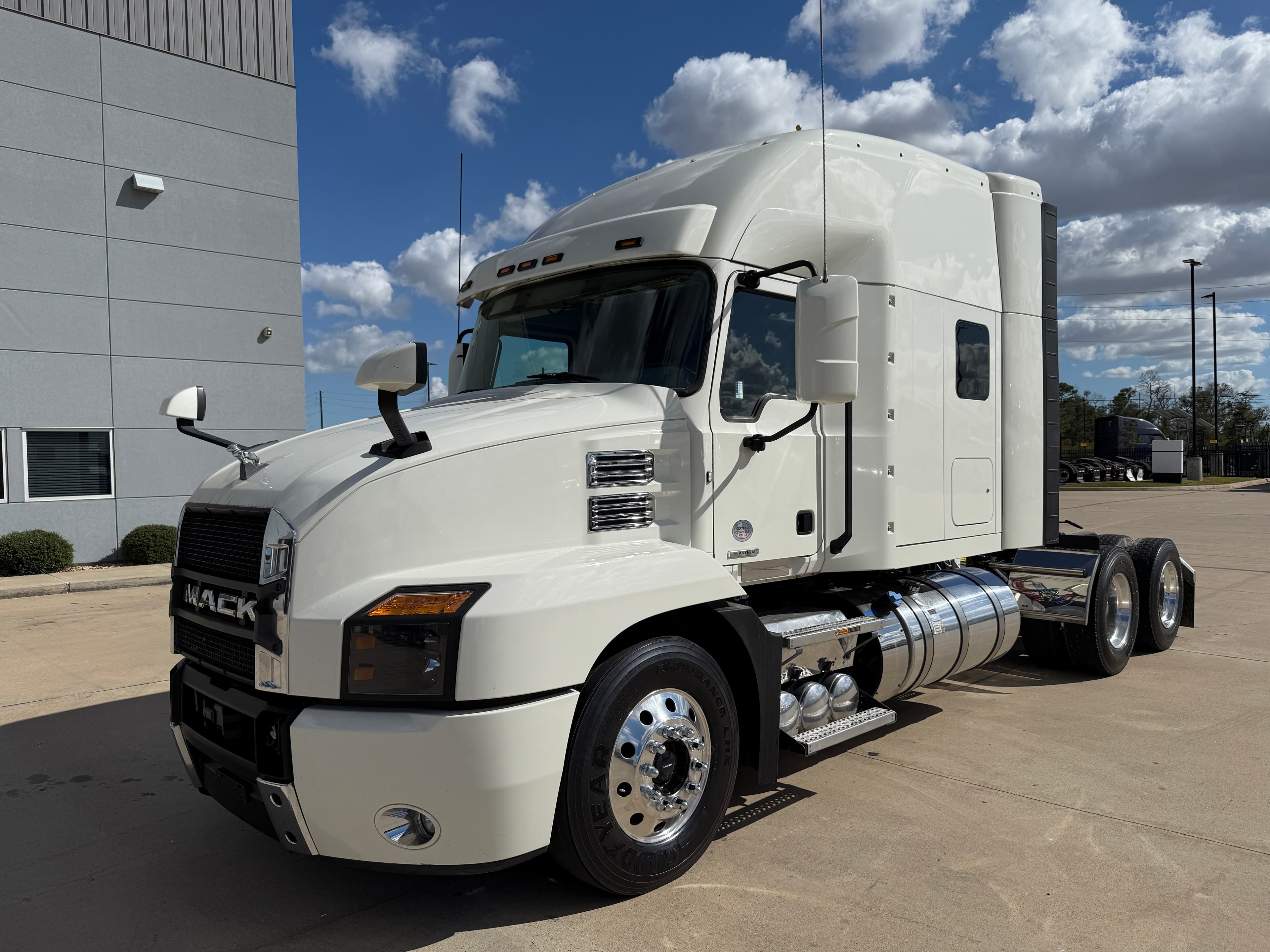 2020 Mack