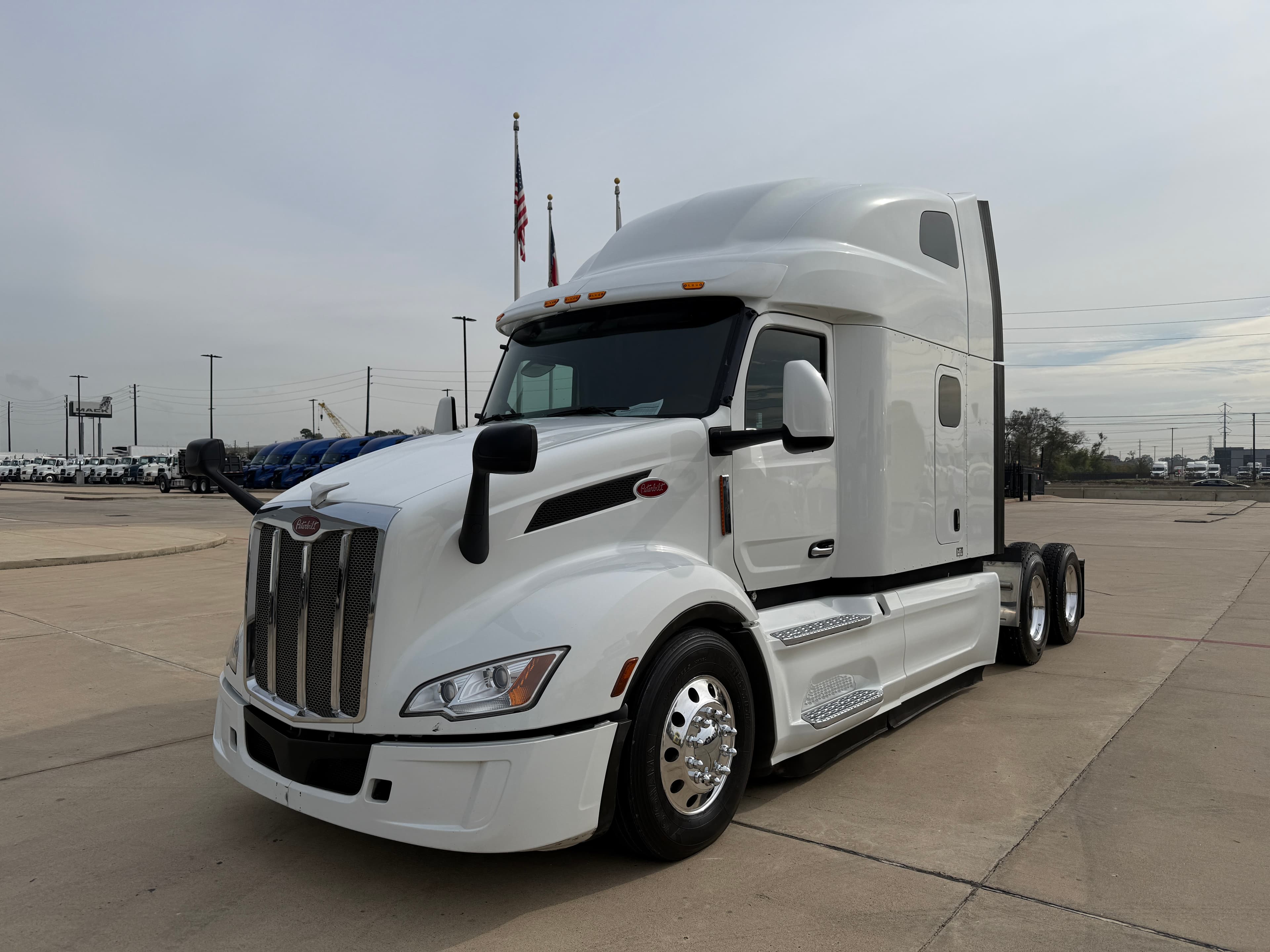 2023 Peterbilt 579