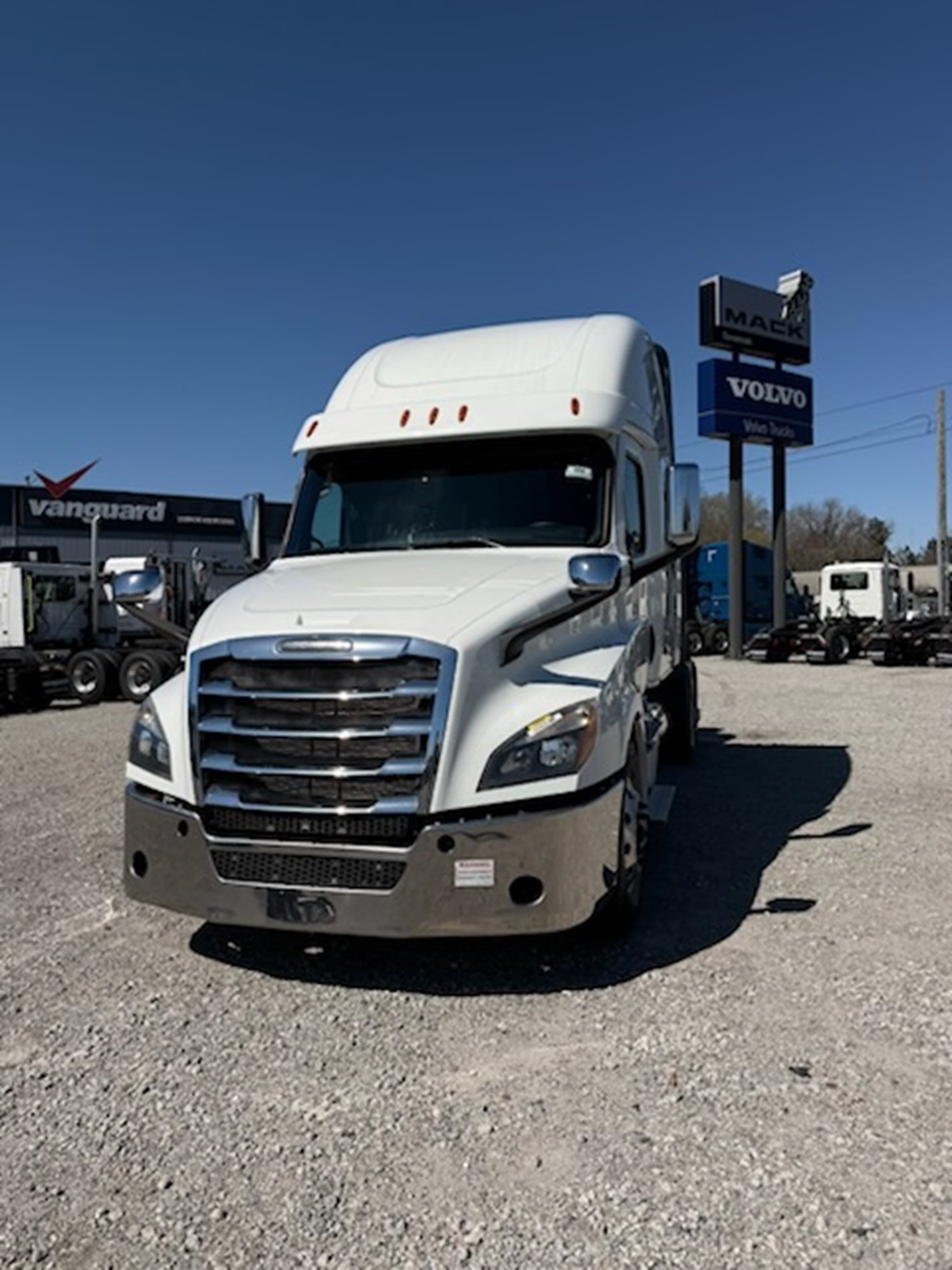 2020 Freightliner Cascadia