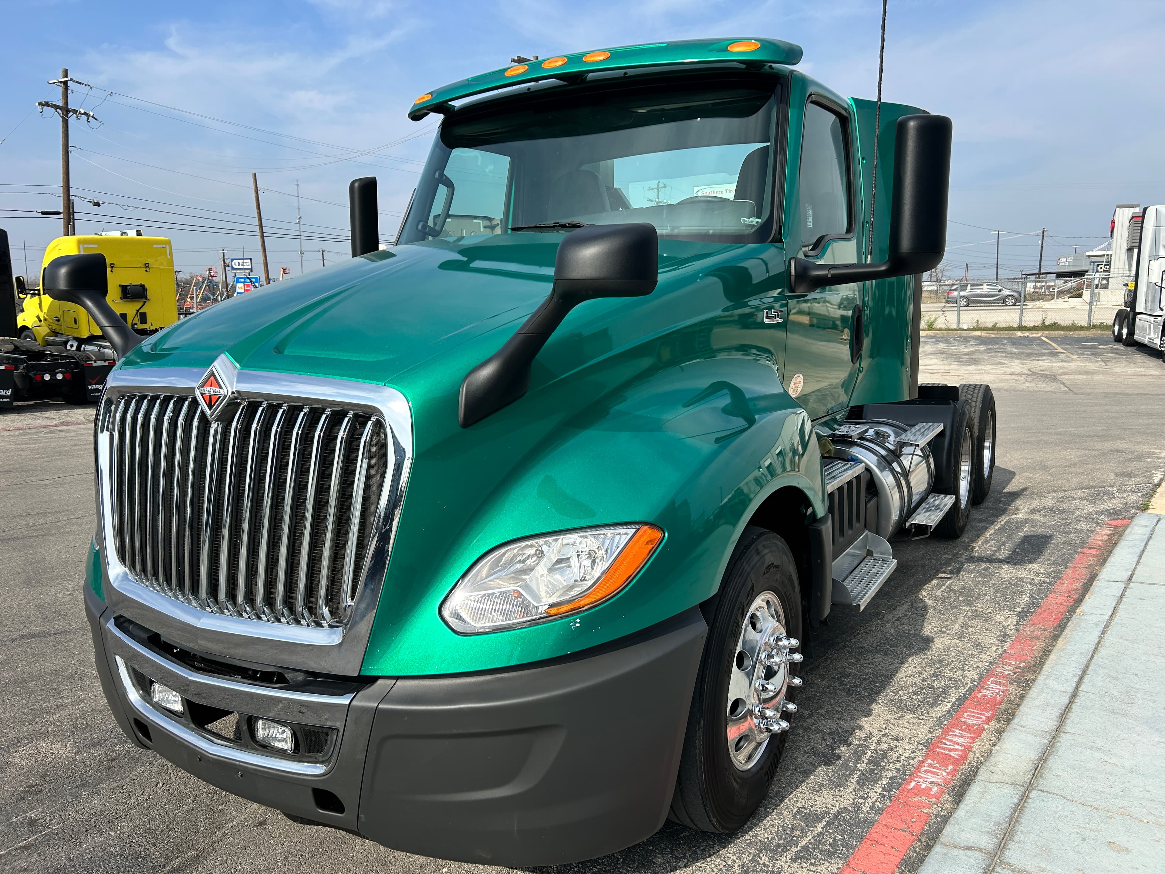 2021 International LT