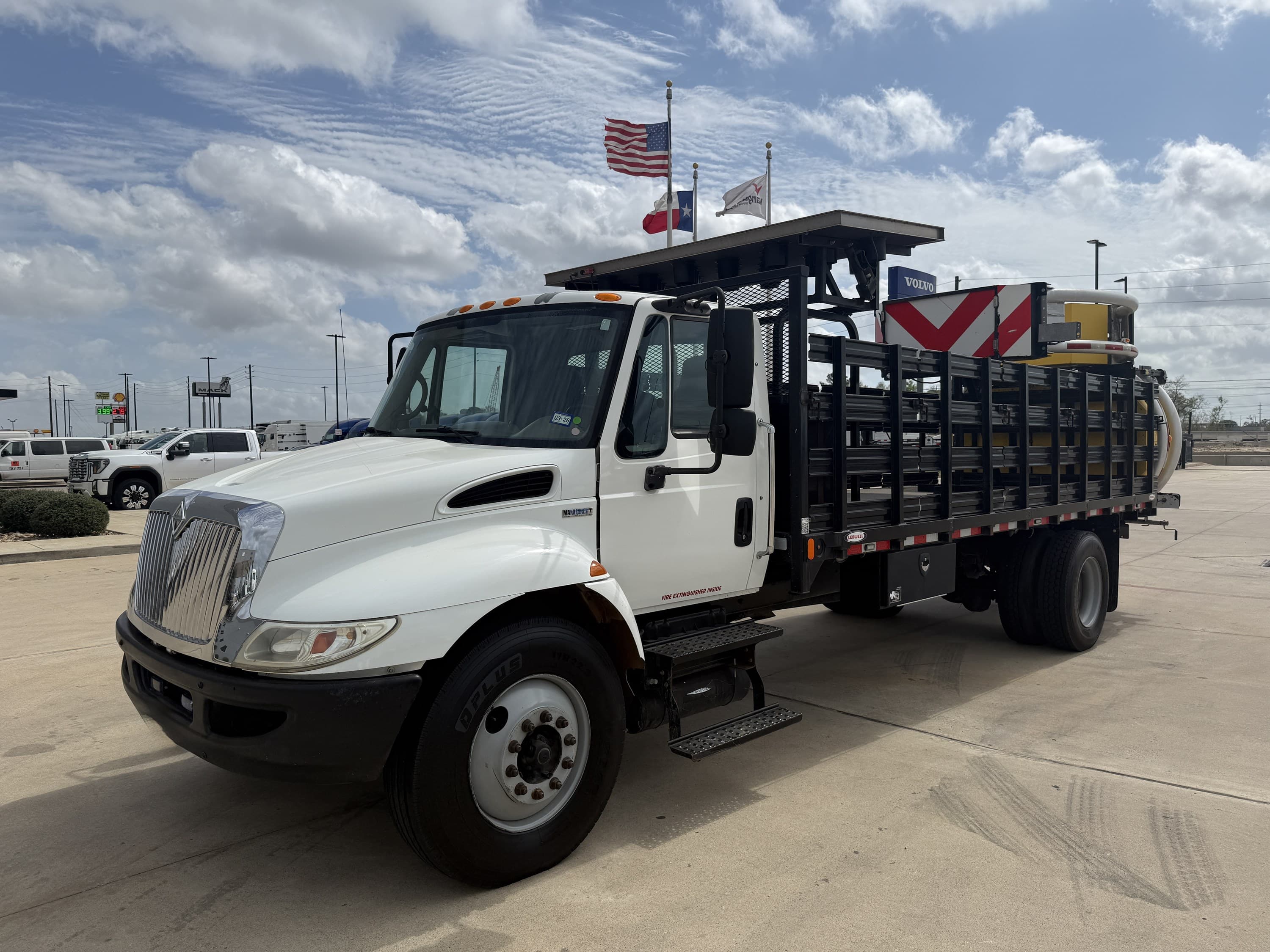 2009 International 4300