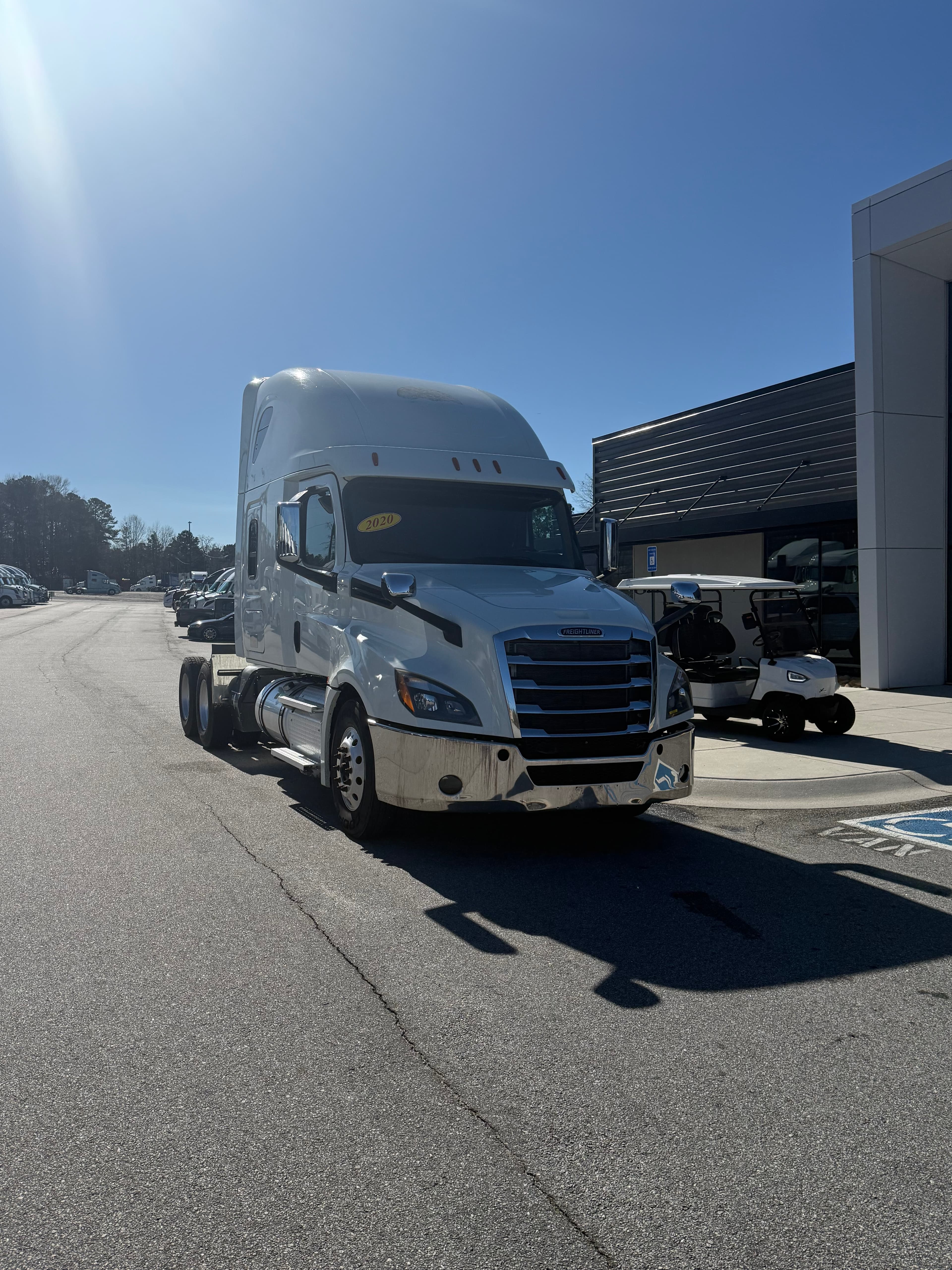 2020 Freightliner Cascadia