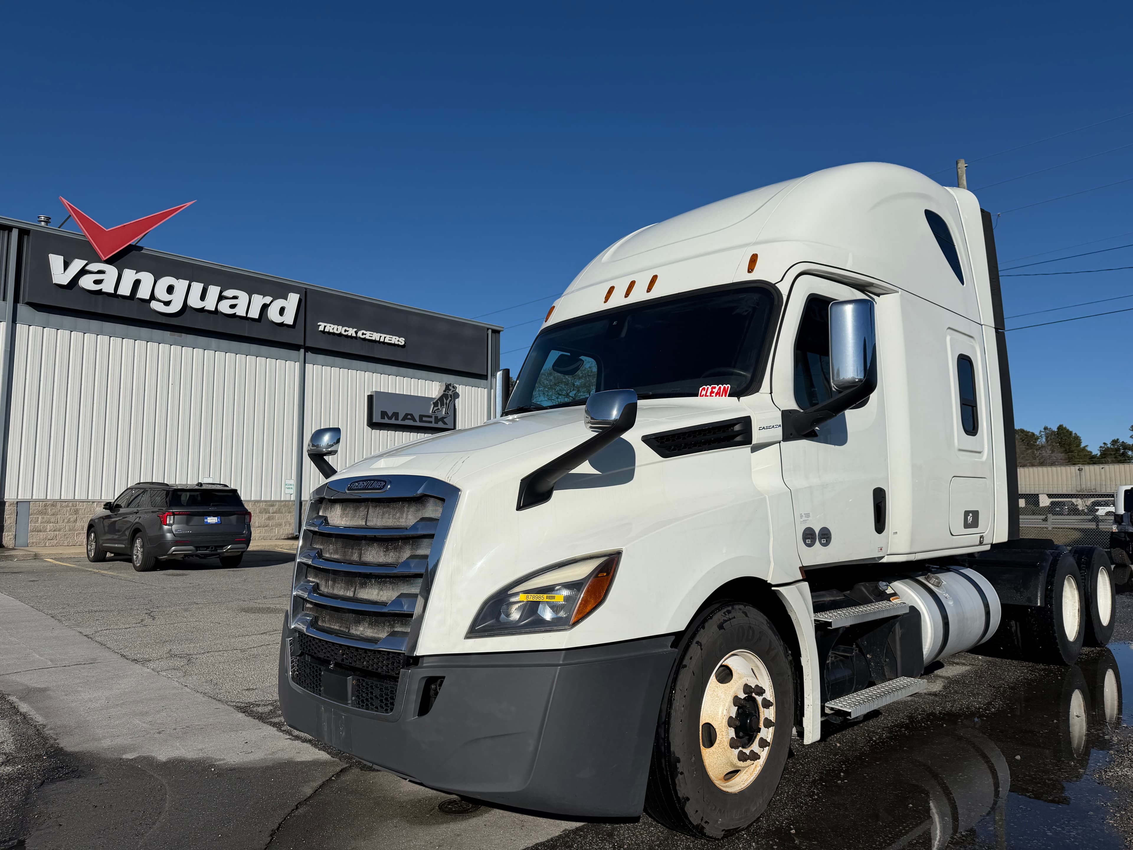 2020 Freightliner Cascadia