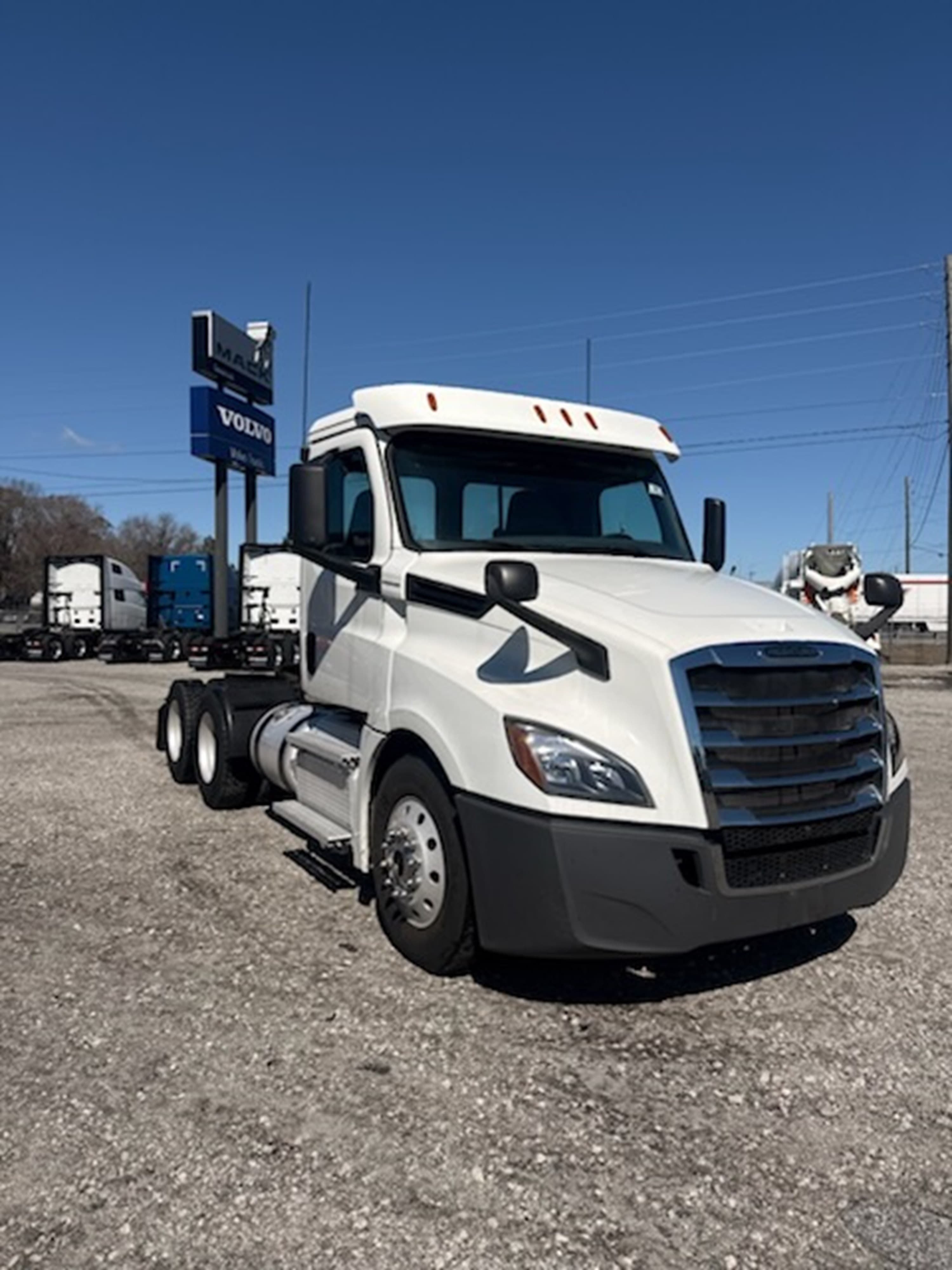 2020 Freightliner Cascadia