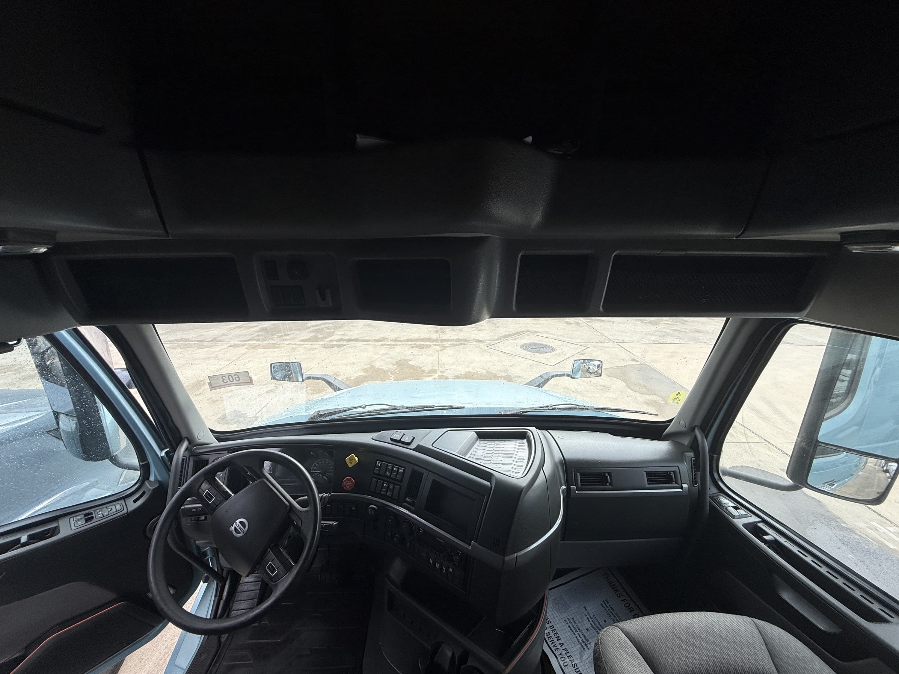 2021 Volvo VNL 760 in HOUSTON, TX — photo 12