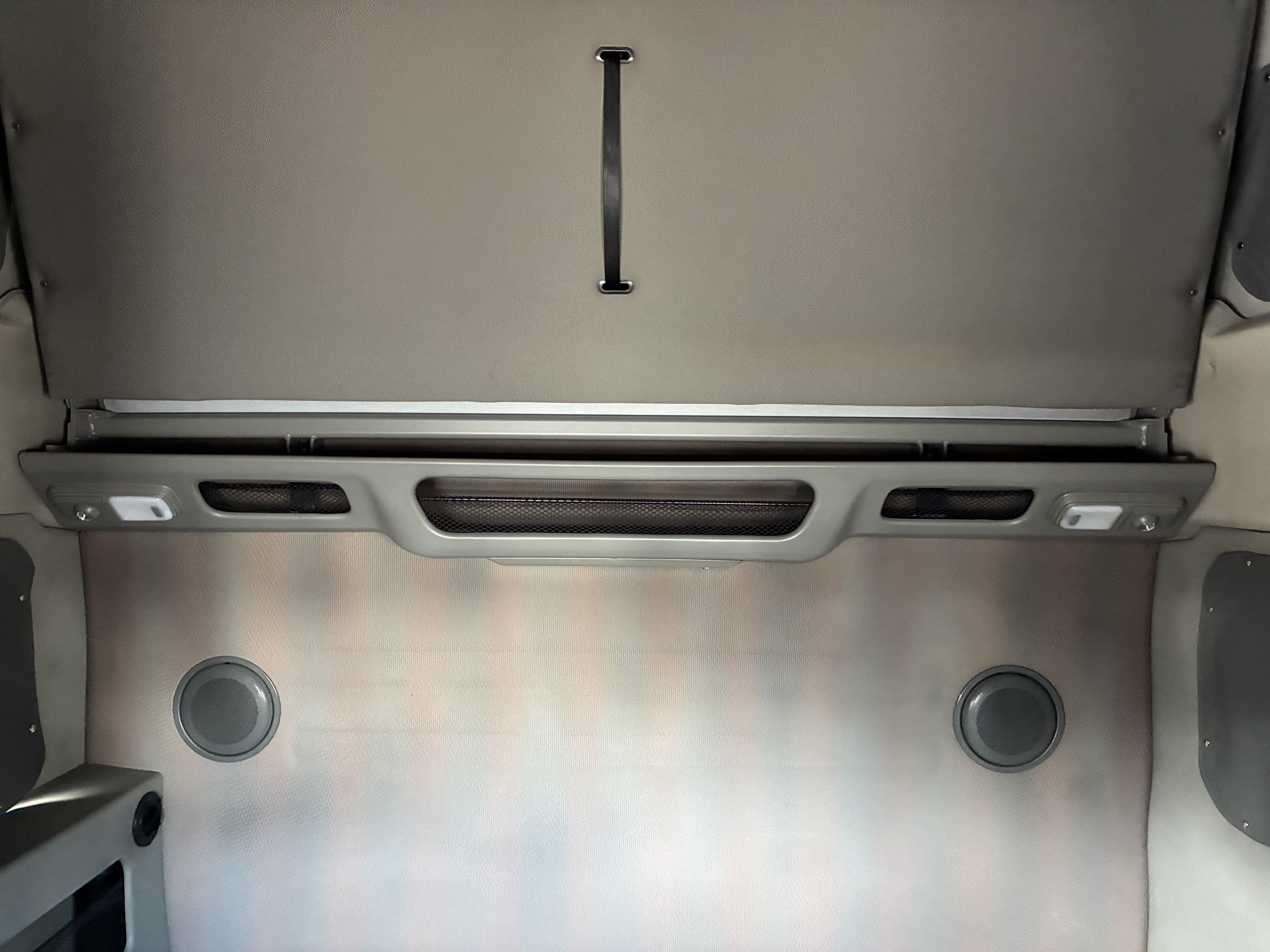 2023 Volvo VNL 860 in CHARLOTTE, NC — photo 14