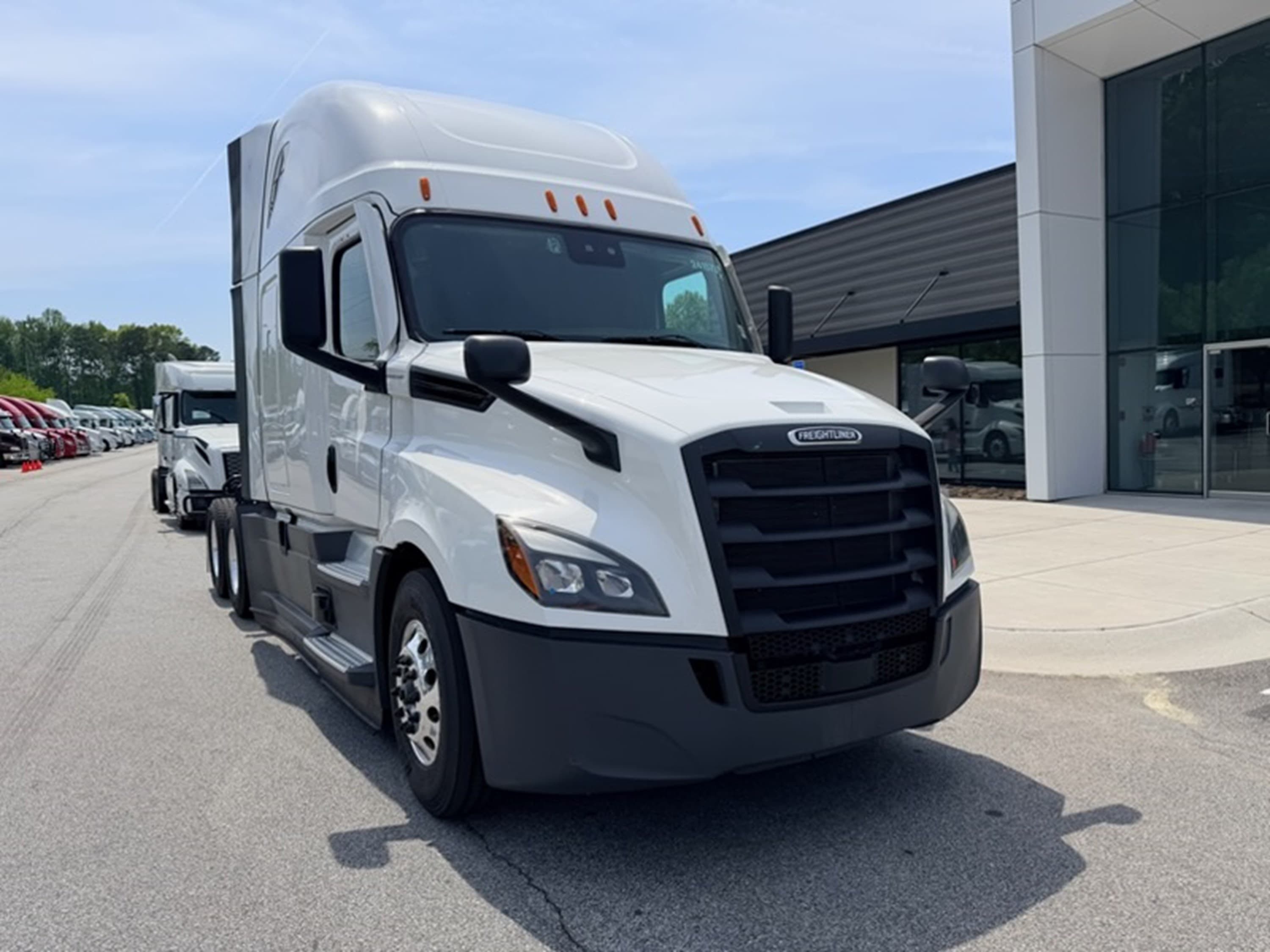 2024 Freightliner Cascadia