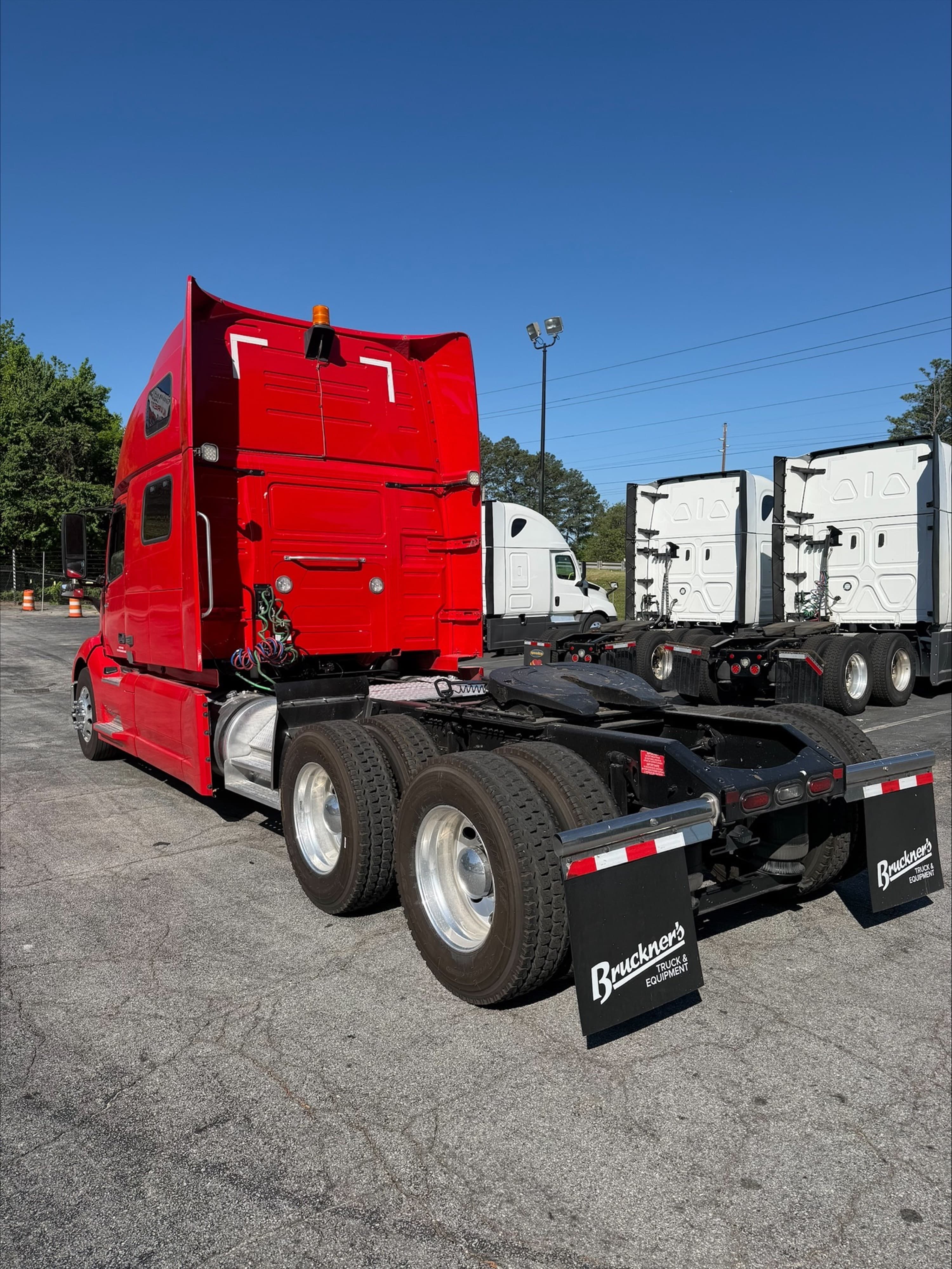 2023 Volvo VNL 860 in GUARDIAN ATLANTA — photo 3