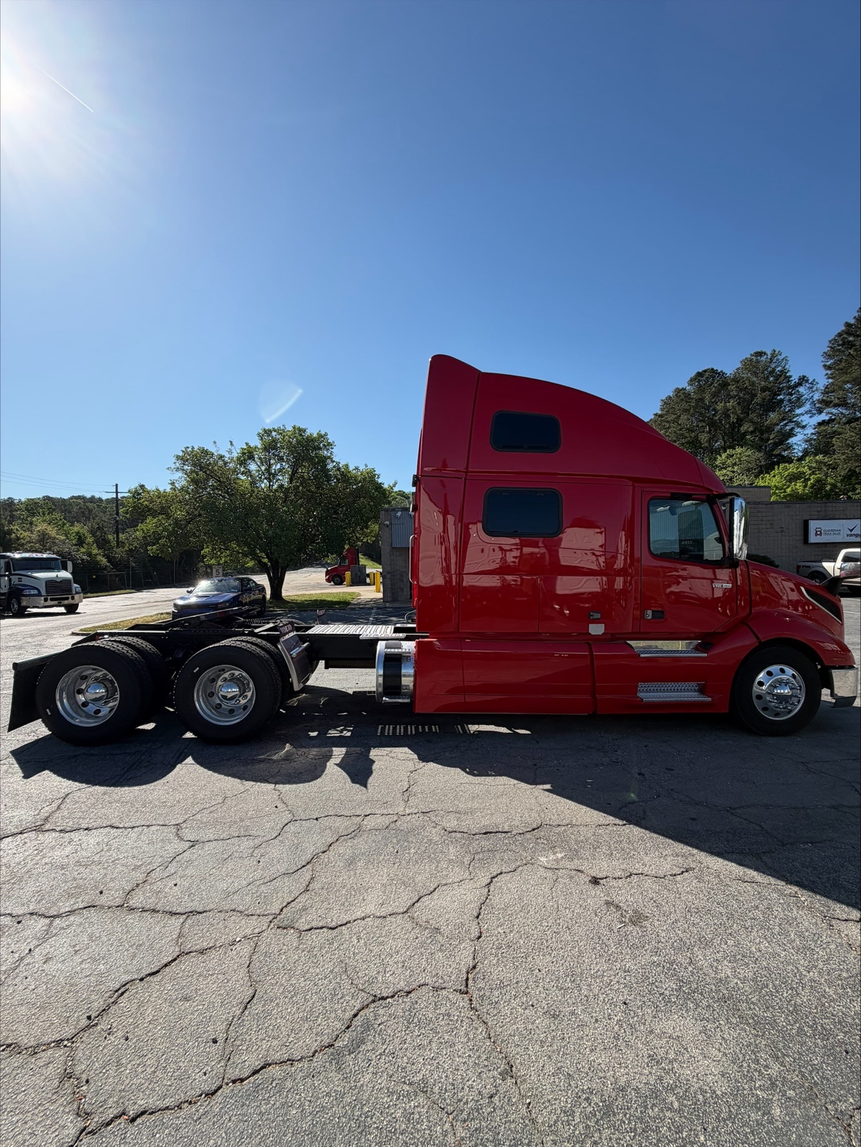 2023 Volvo VNL 860 in GUARDIAN ATLANTA — photo 6
