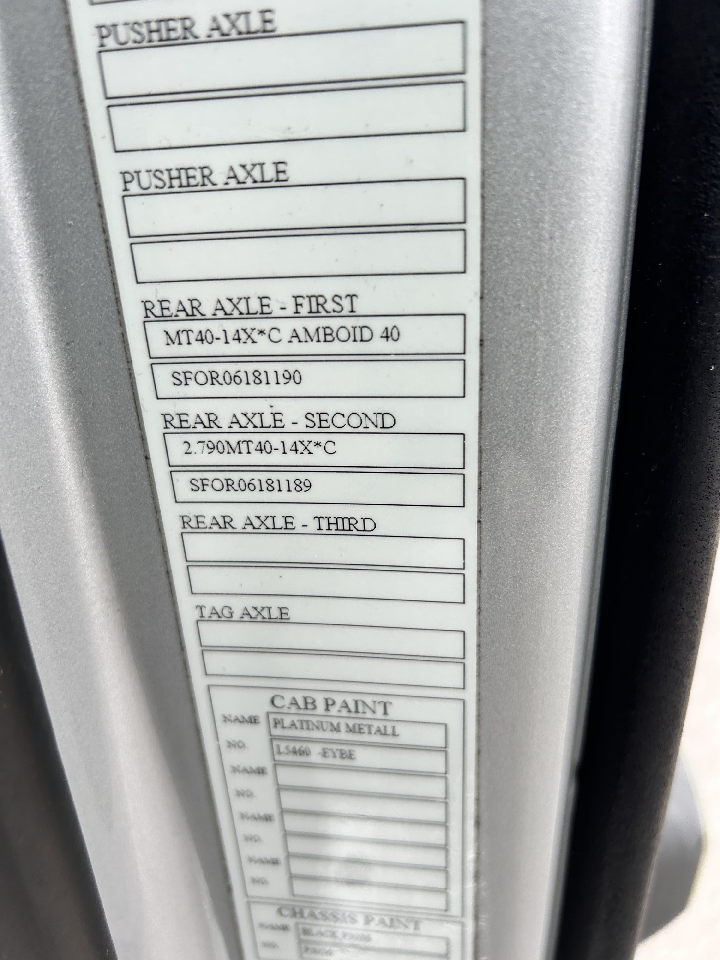 2020 Volvo VNR 640 in AUSTIN, TX — photo 39