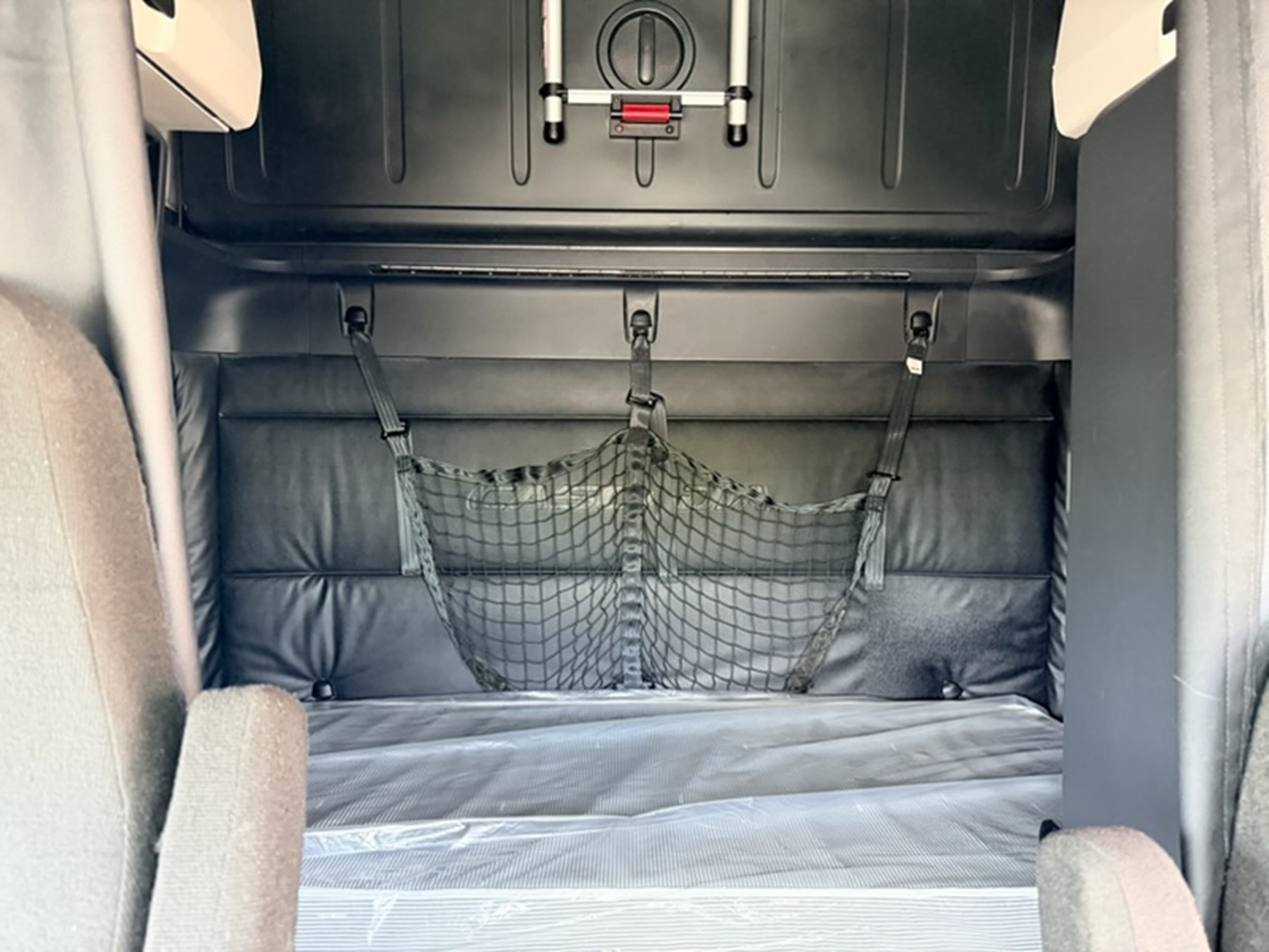2023 Freightliner Cascadia in GA — photo 9