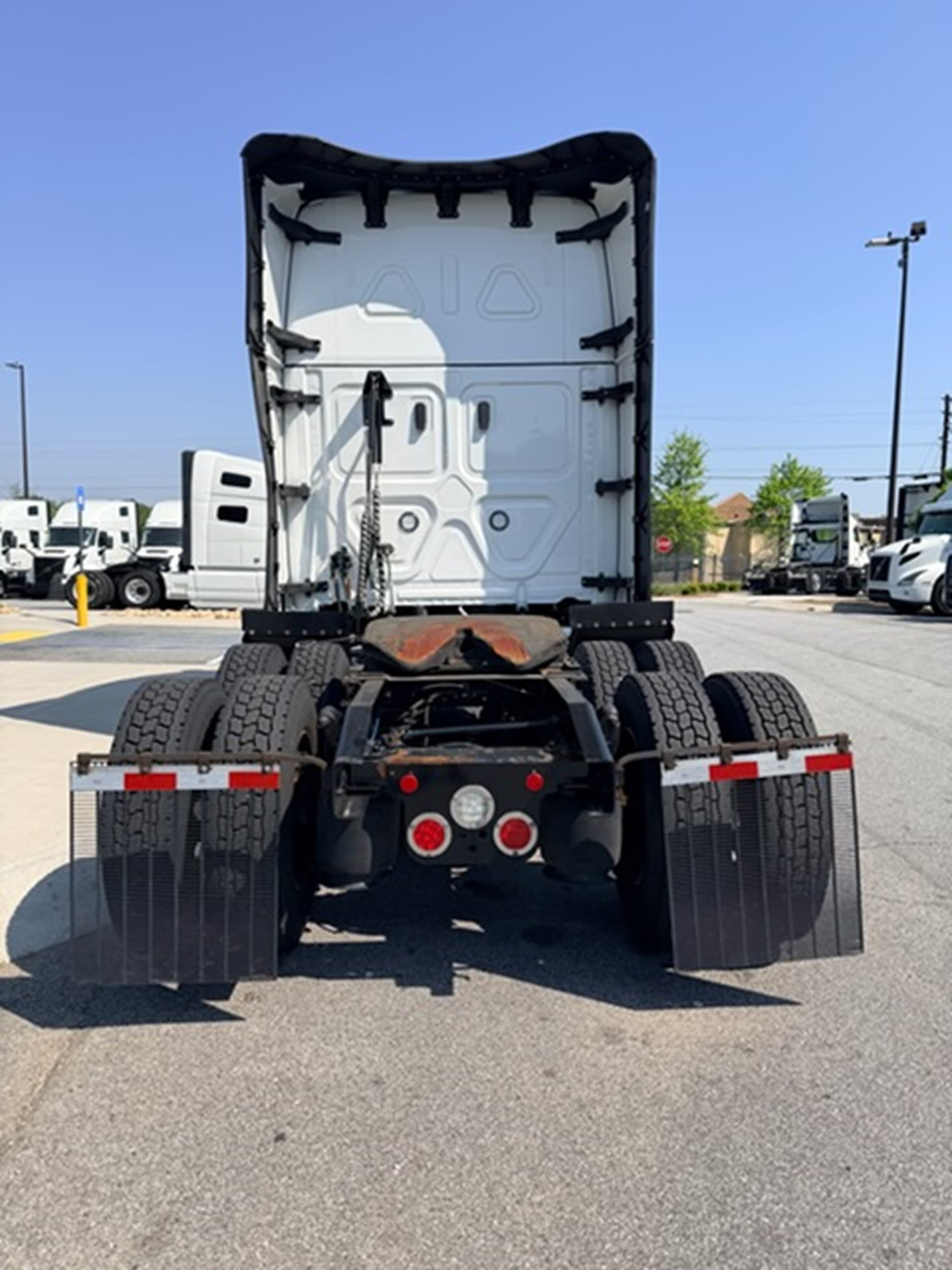2024 Freightliner Cascadia in GA — photo 4
