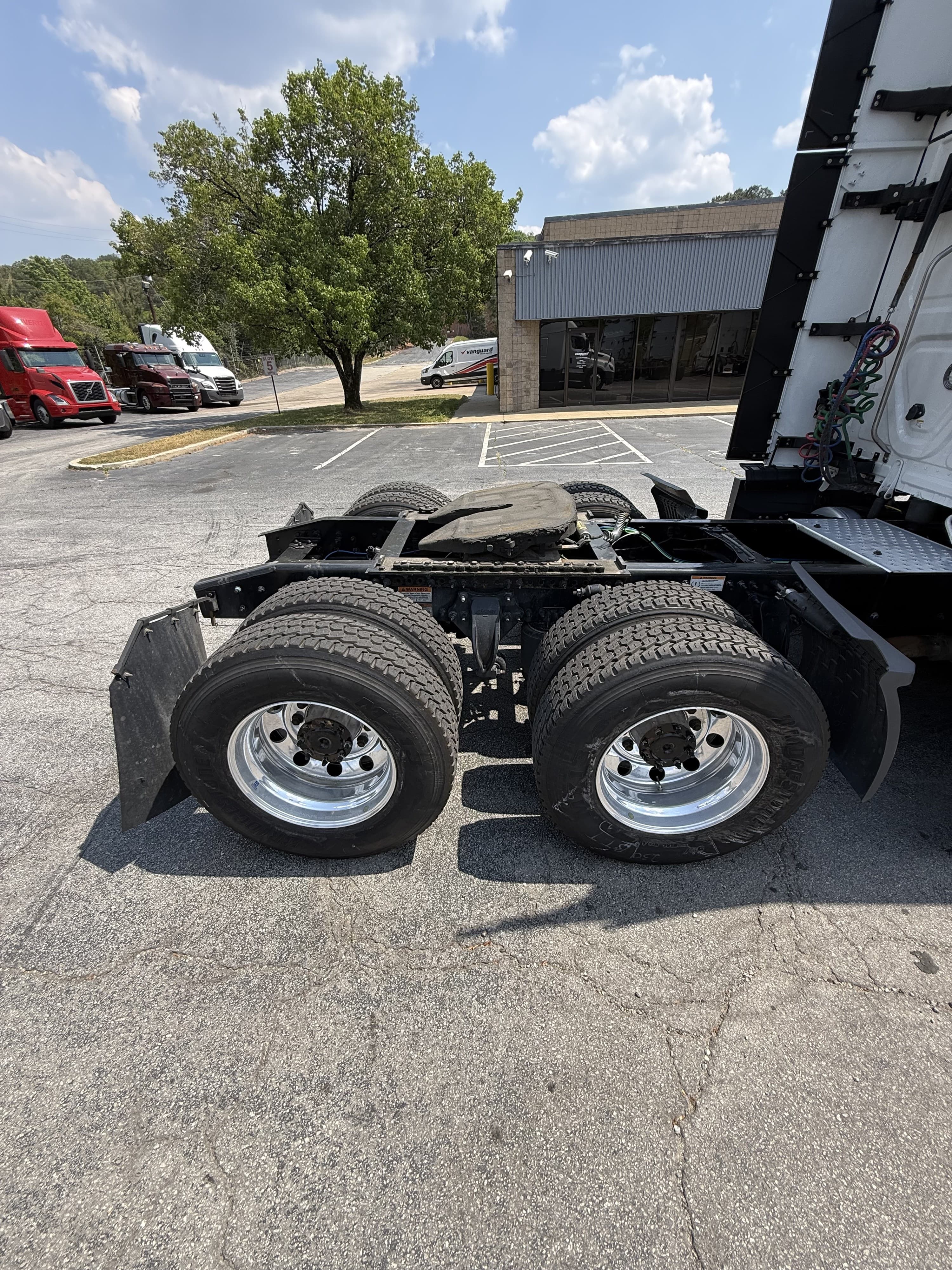 2024 Freightliner Cascadia in GUARDIAN ATLANTA — photo 5