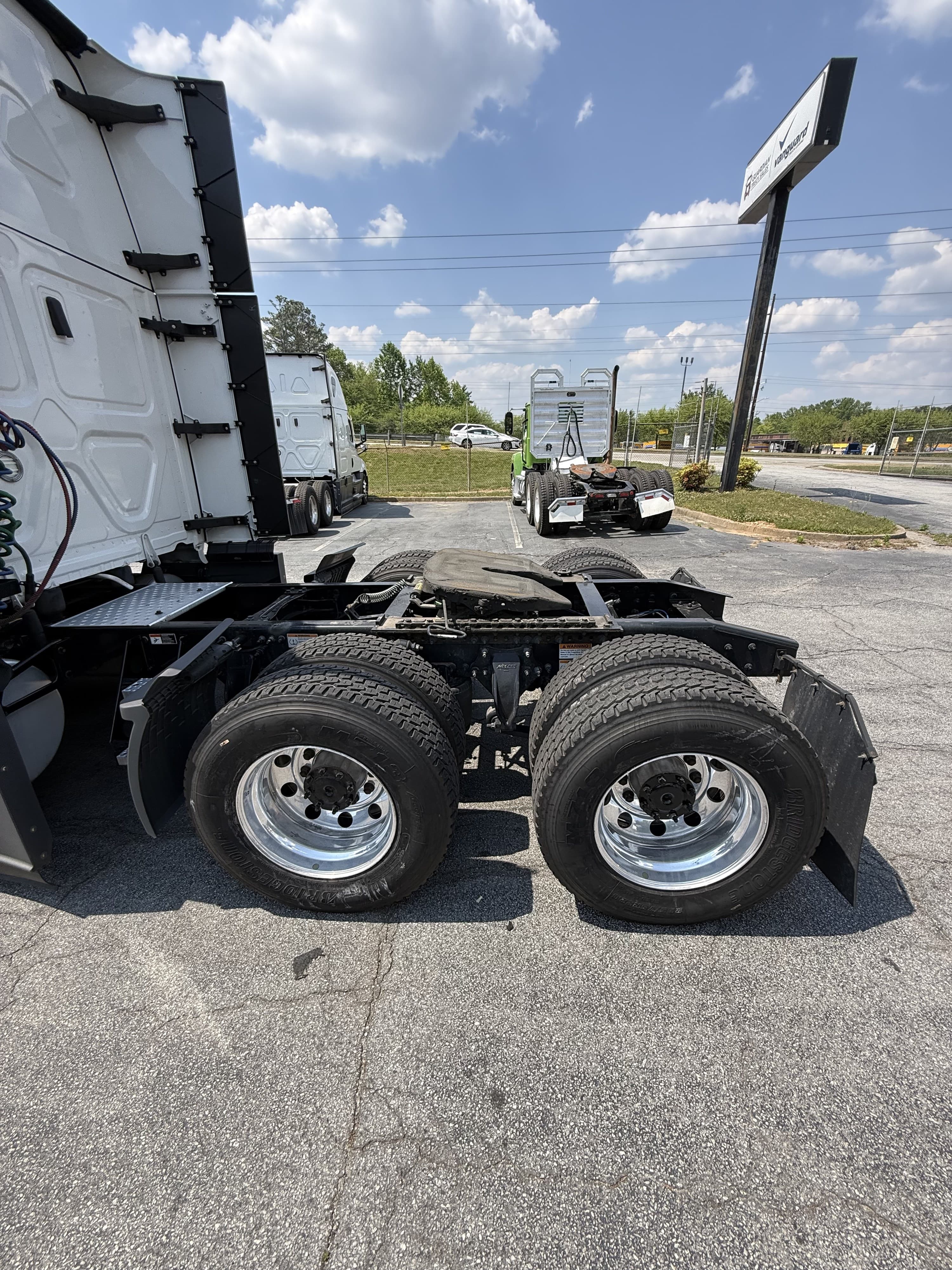 2024 Freightliner Cascadia in GUARDIAN ATLANTA — photo 7
