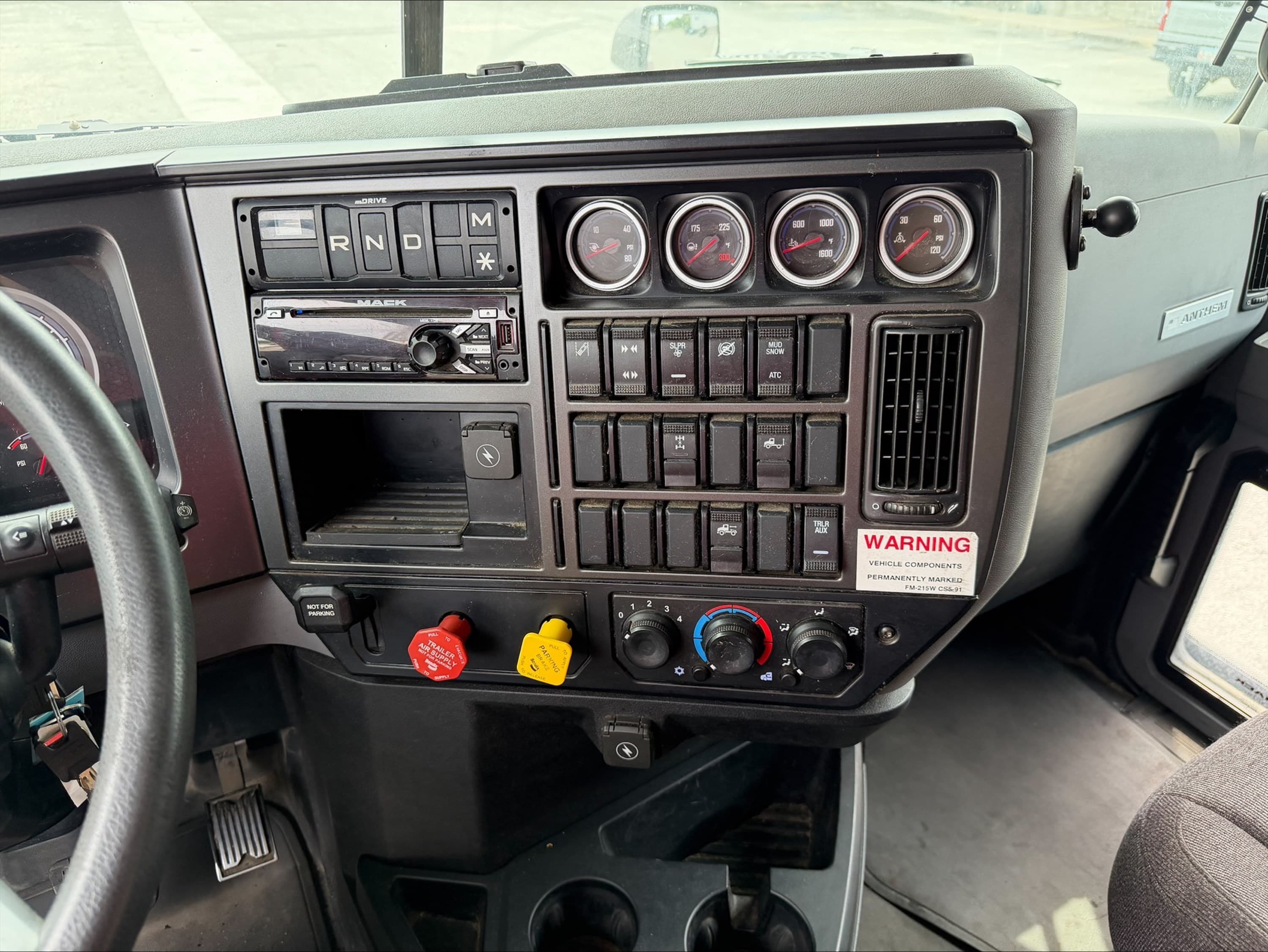 2020 Mack Anthem in SAVANNAH, GA — photo 10