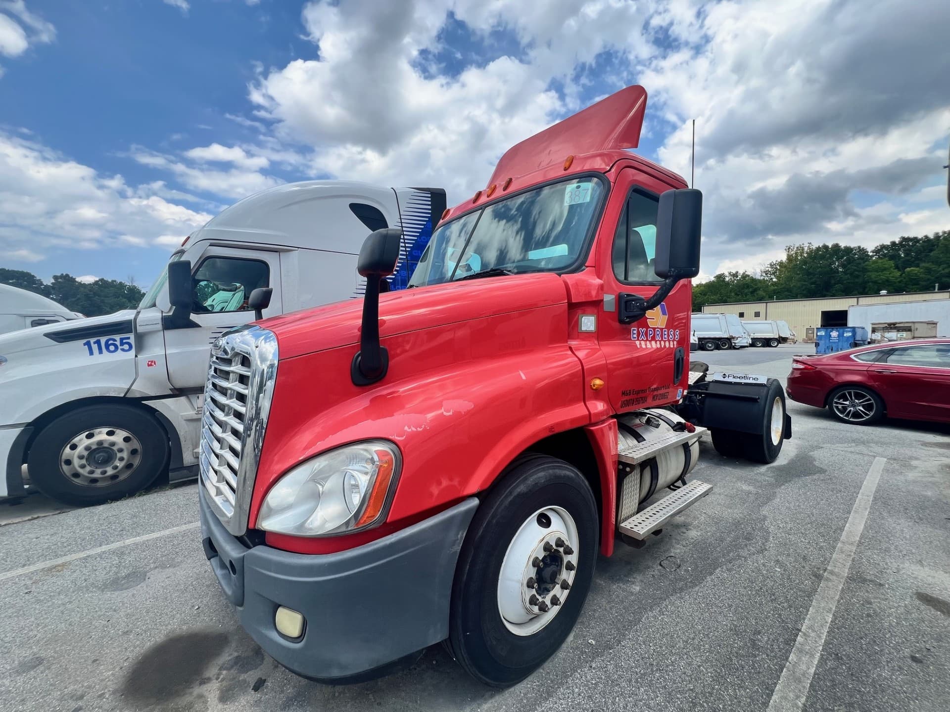 2014 FREIGHTLINER CASCADIA 125DC