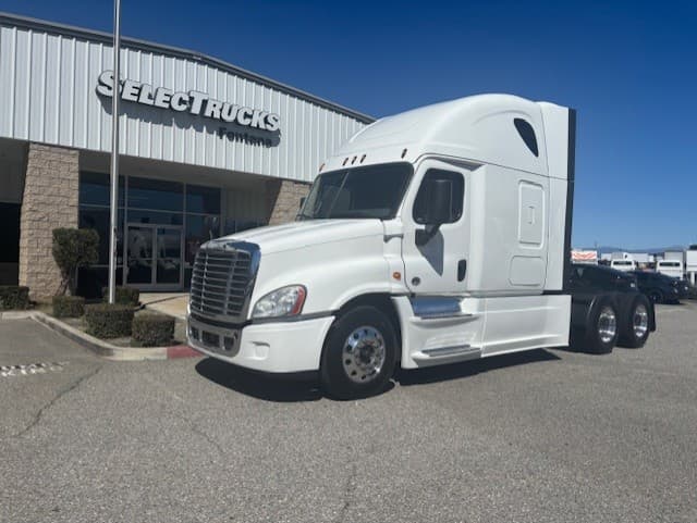 2020 FREIGHTLINER CASCADIA 125SLP