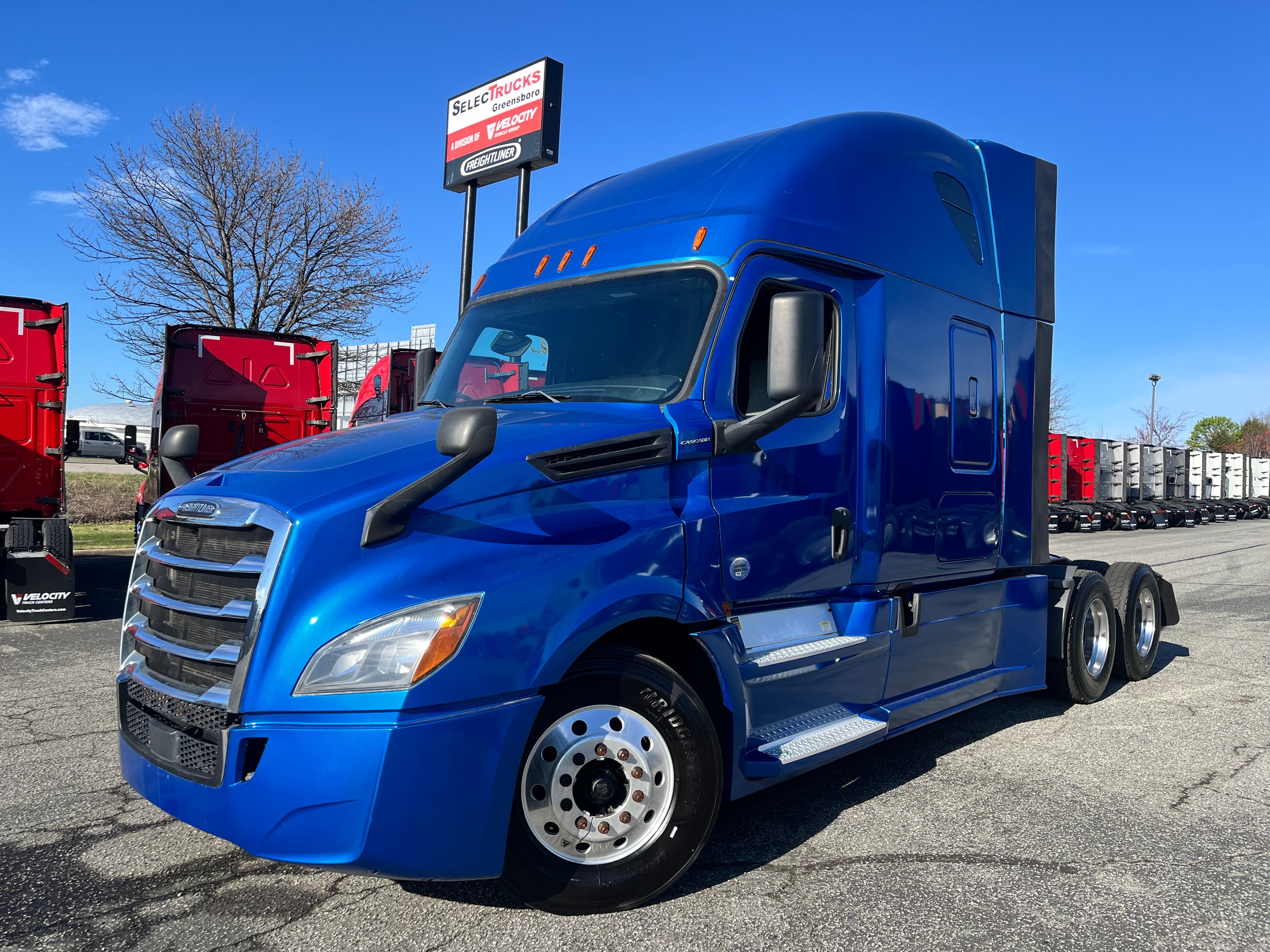 2020 FREIGHTLINER CASCADIA 126SLP