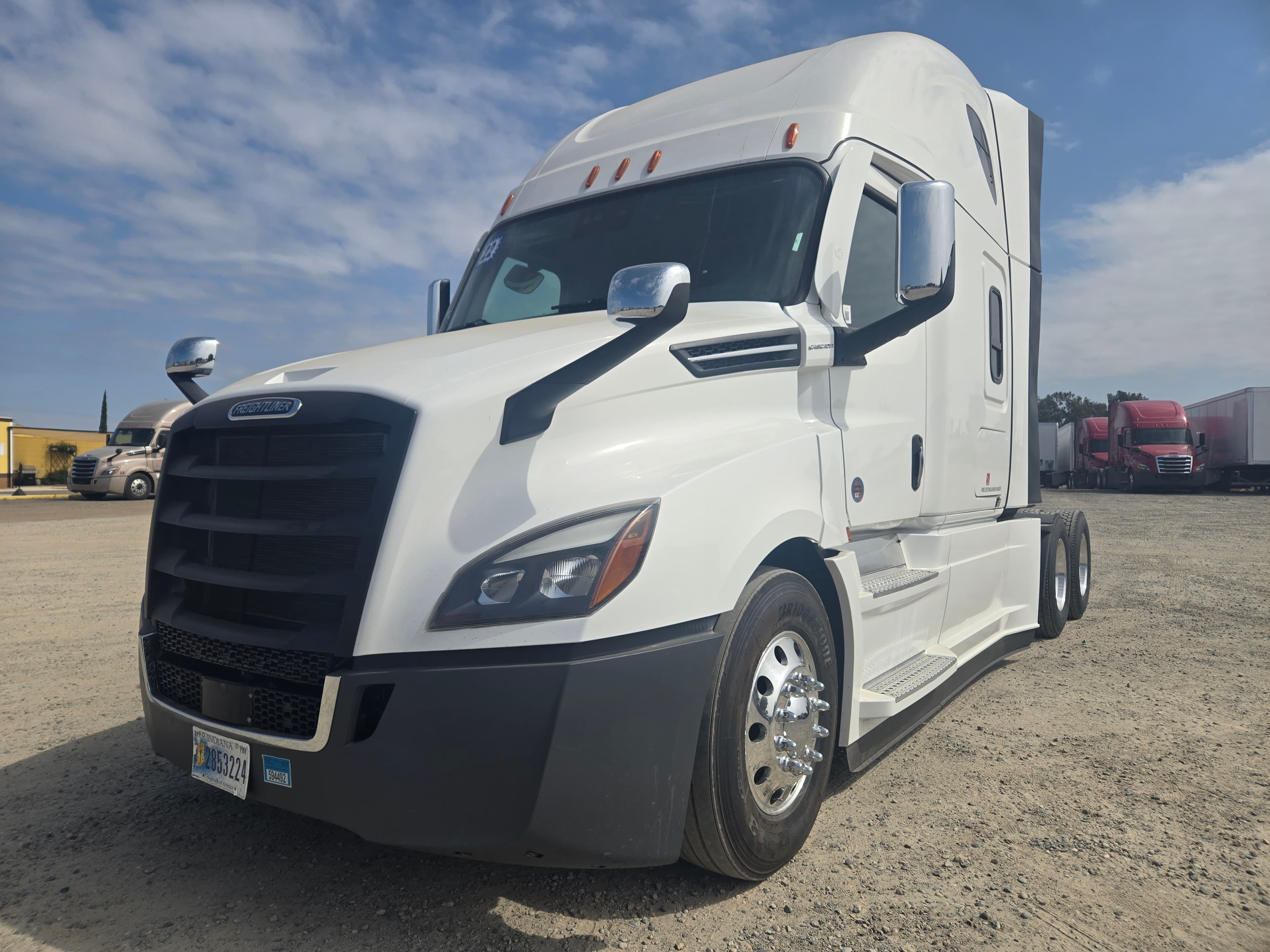 2022 FREIGHTLINER CASCADIA 126SLP