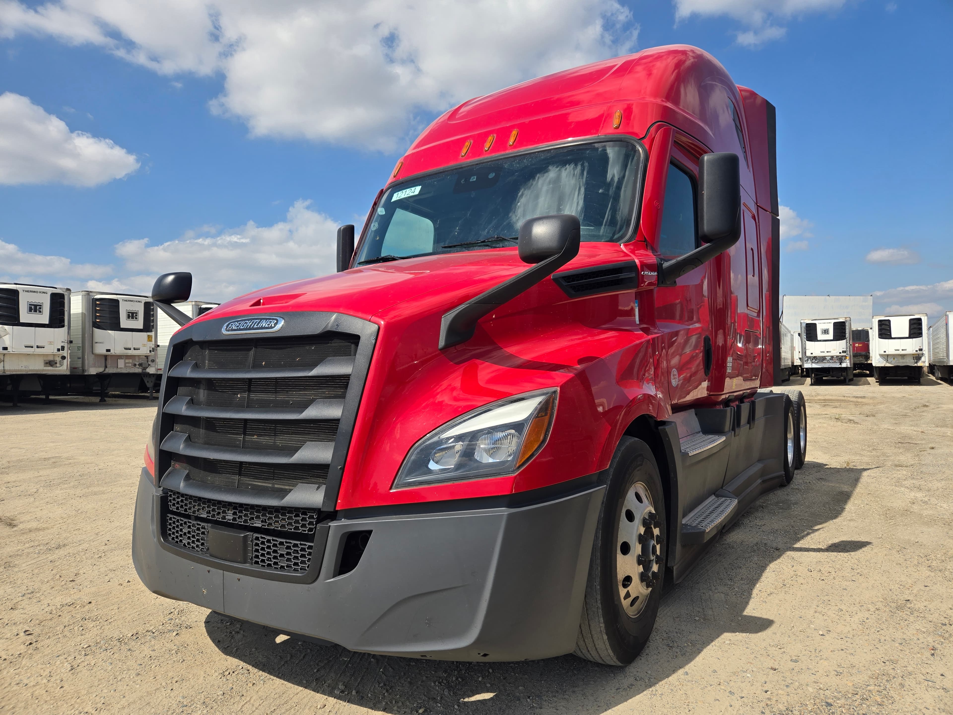 2021 FREIGHTLINER CASCADIA 126SLP