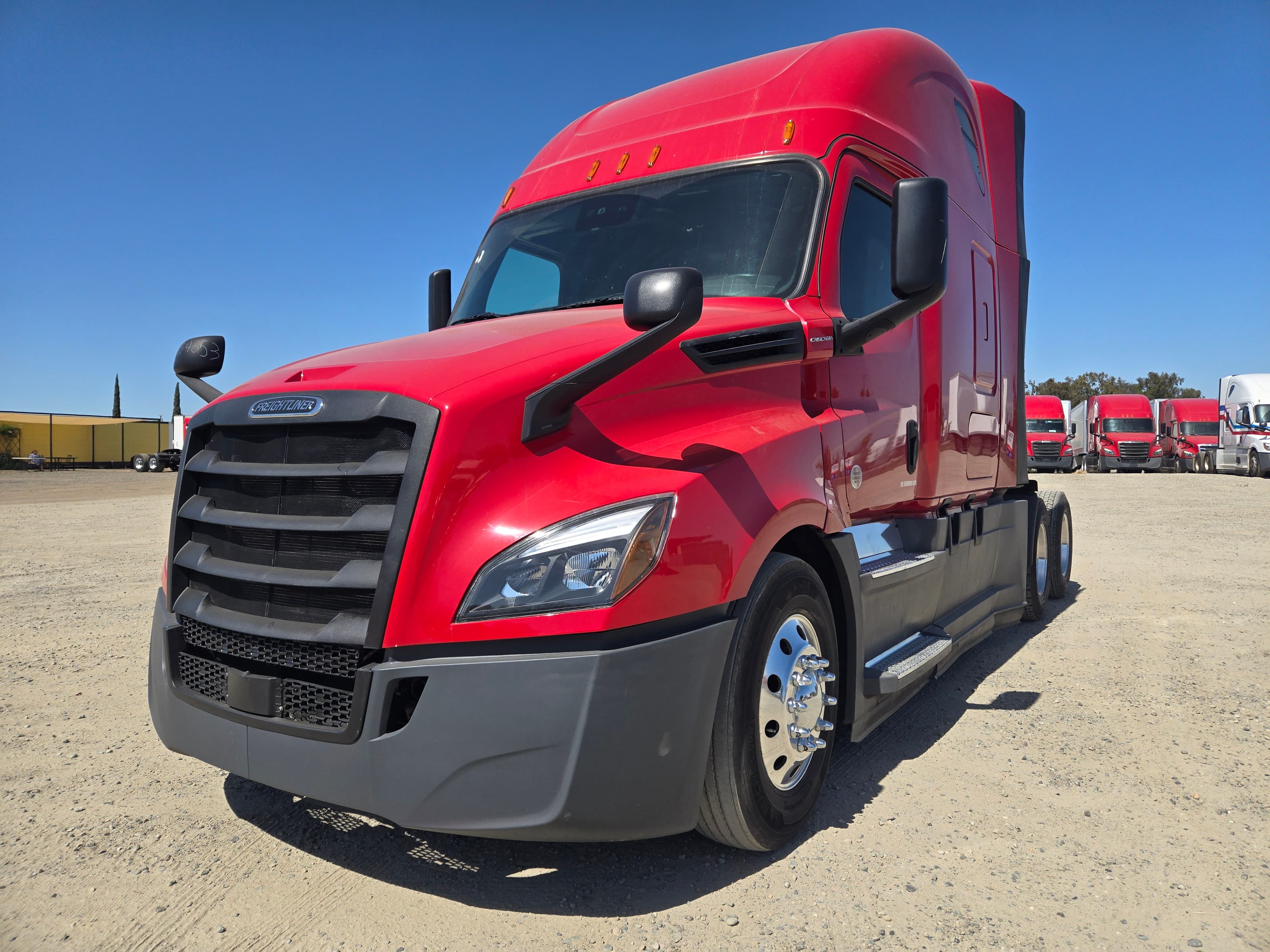 2020 FREIGHTLINER CASCADIA 126SLP