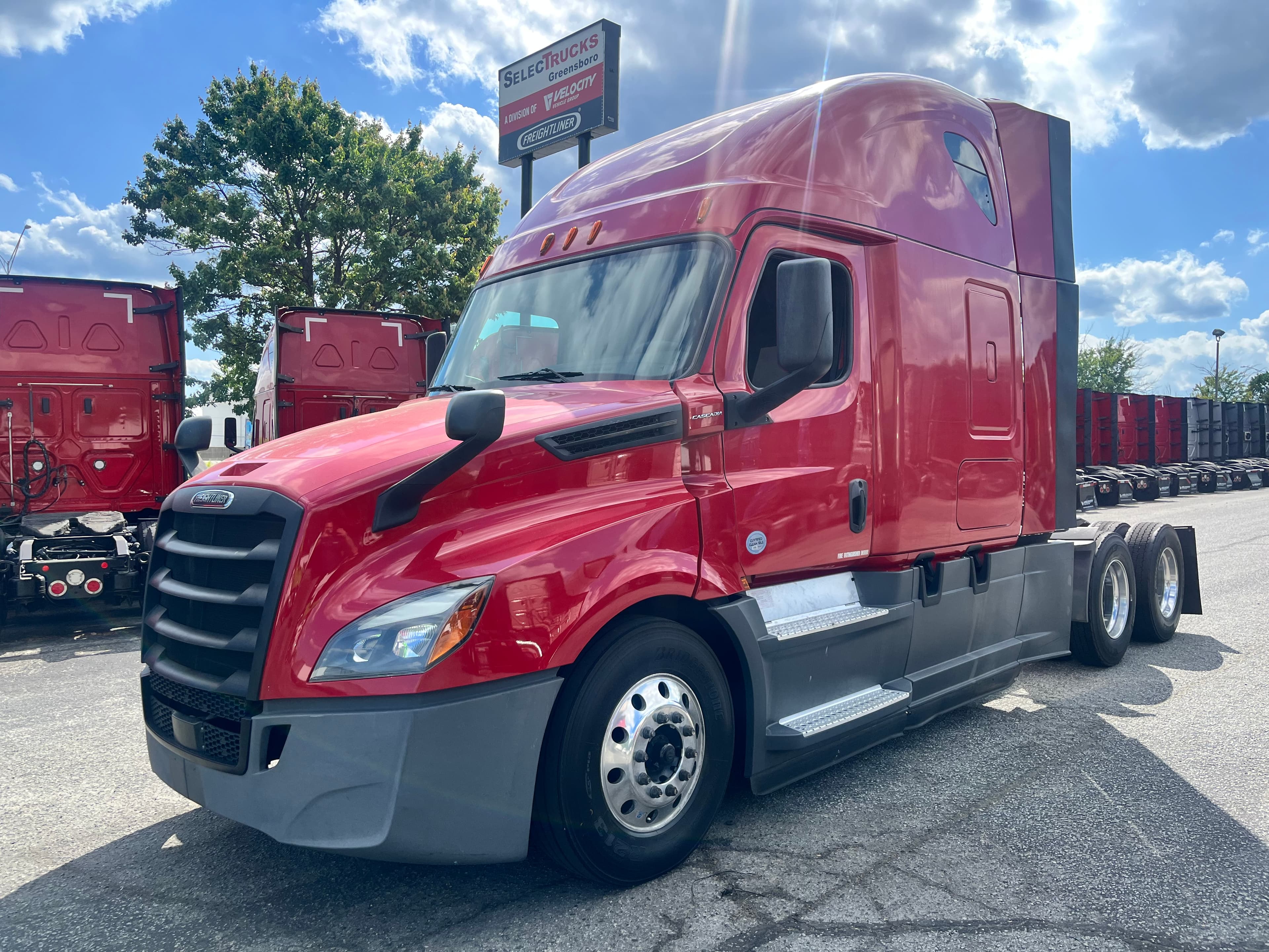 2020 FREIGHTLINER CASCADIA 126SLP