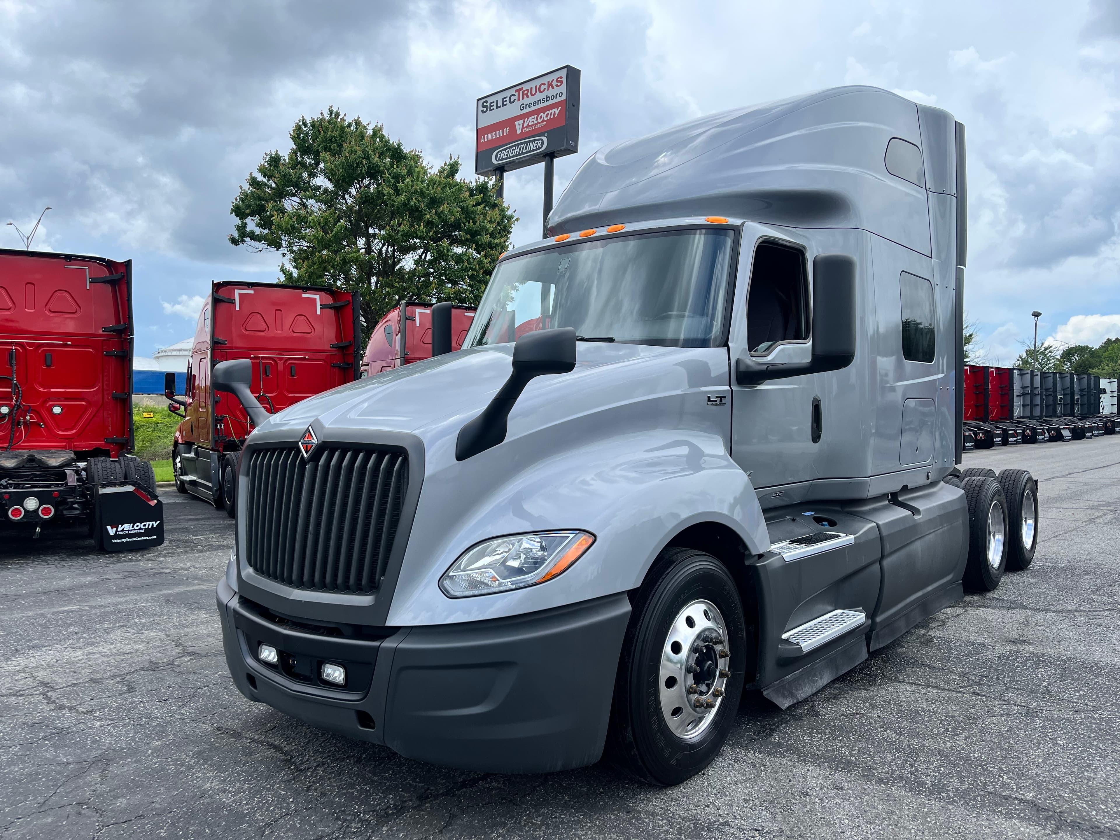 2022 INTERNATIONAL LT625