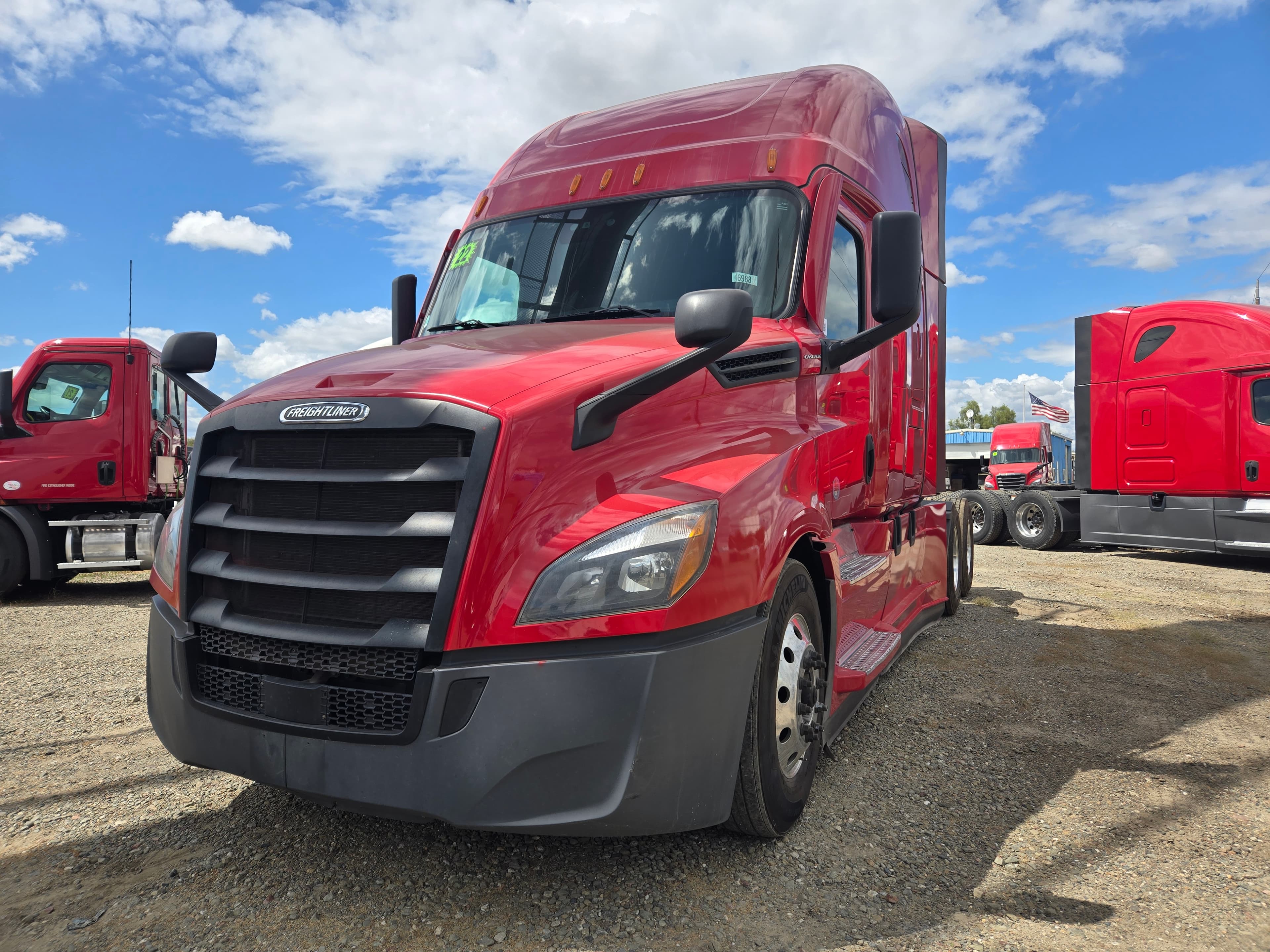 2022 FREIGHTLINER CASCADIA 126SLP