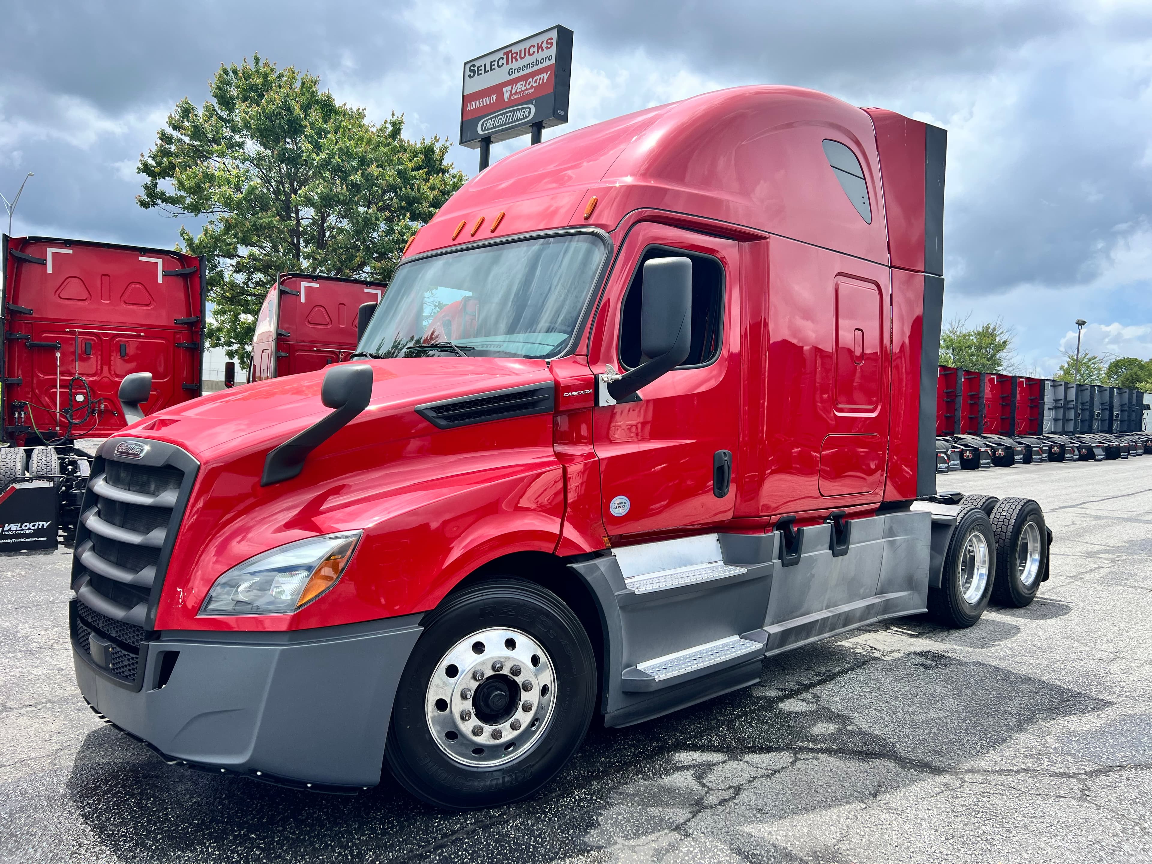 2020 FREIGHTLINER CASCADIA 126SLP