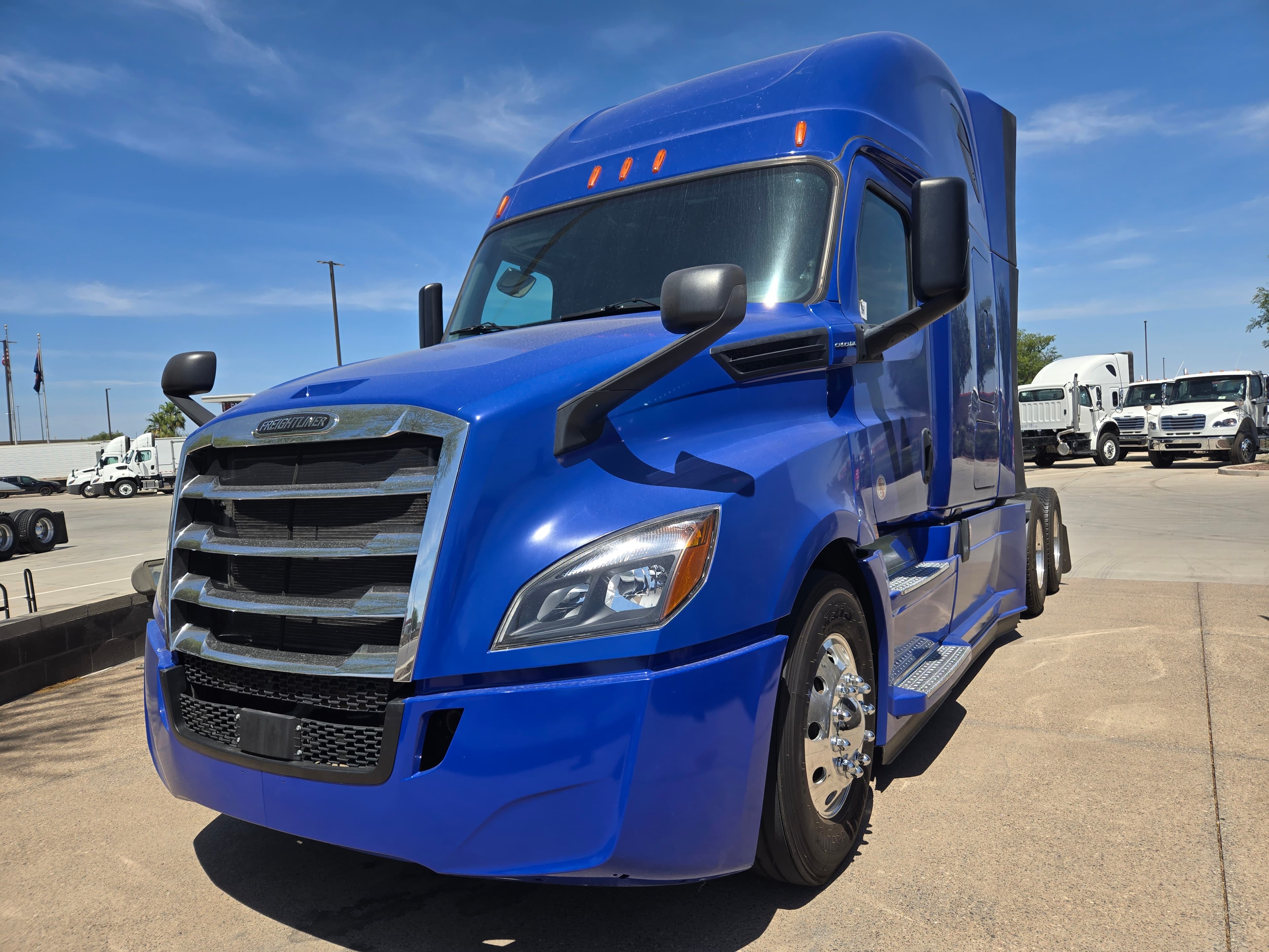 2020 FREIGHTLINER CASCADIA 126SLP