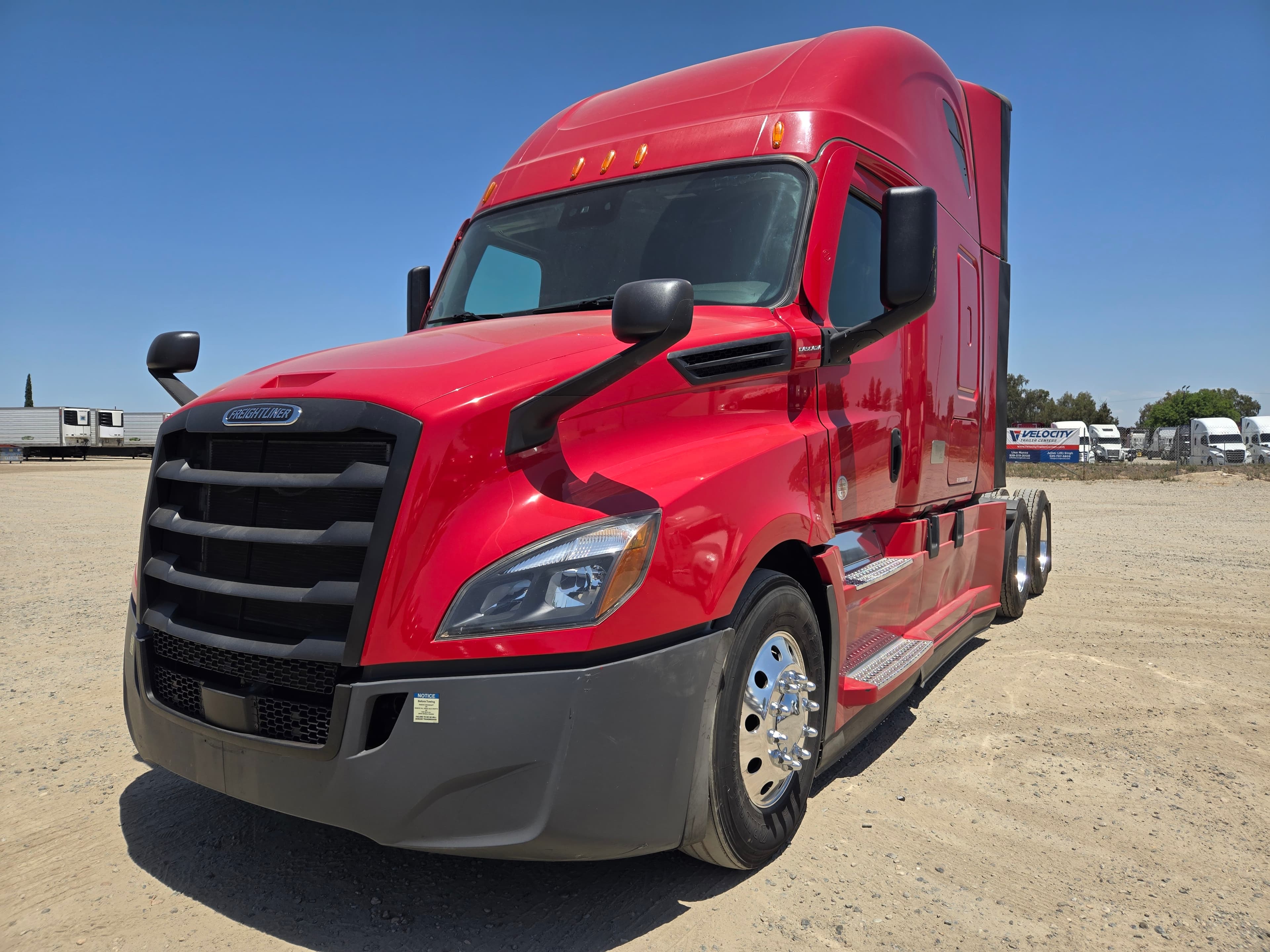 2022 FREIGHTLINER CASCADIA 126SLP