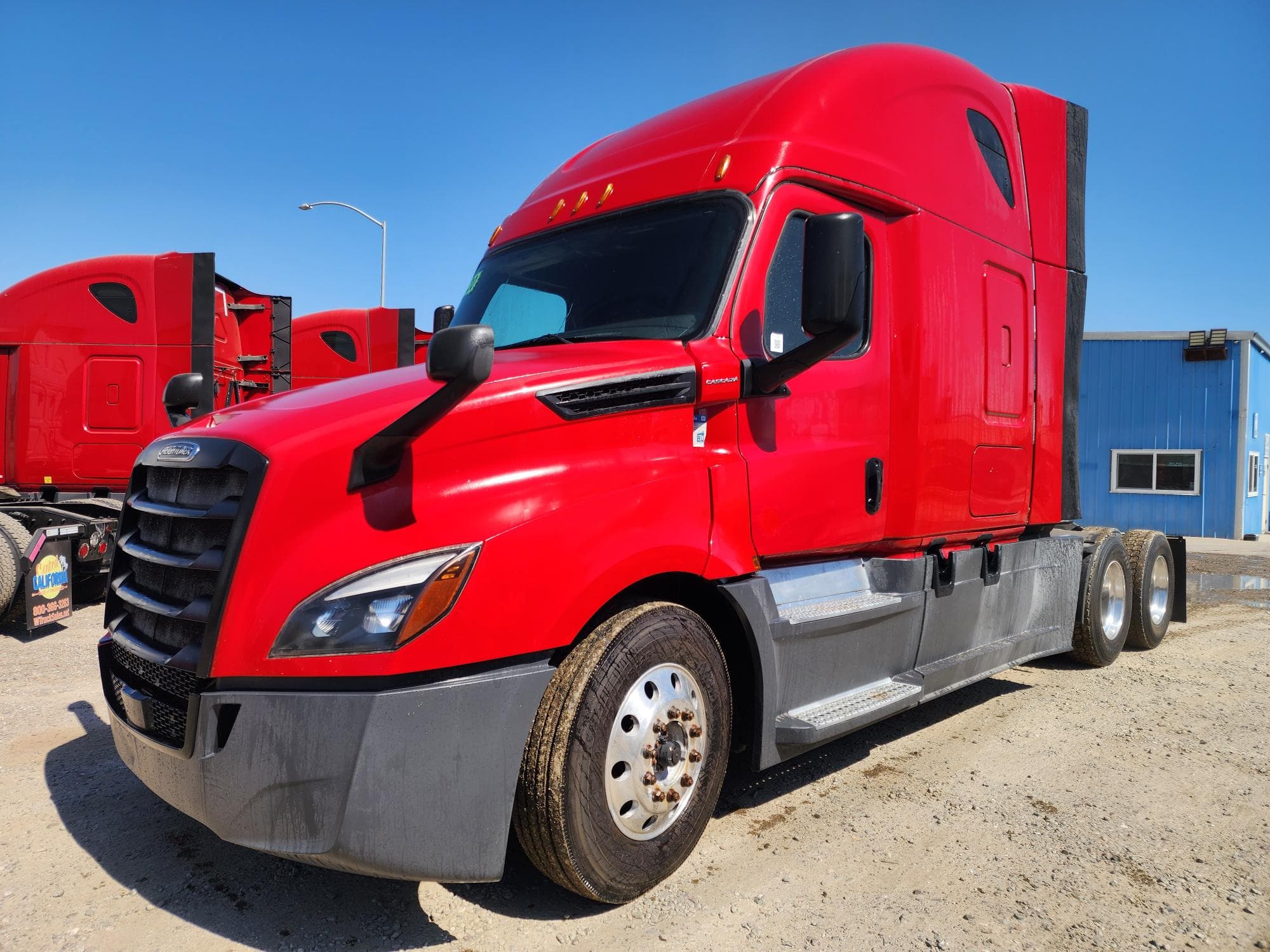 2020 FREIGHTLINER CASCADIA 126SLP