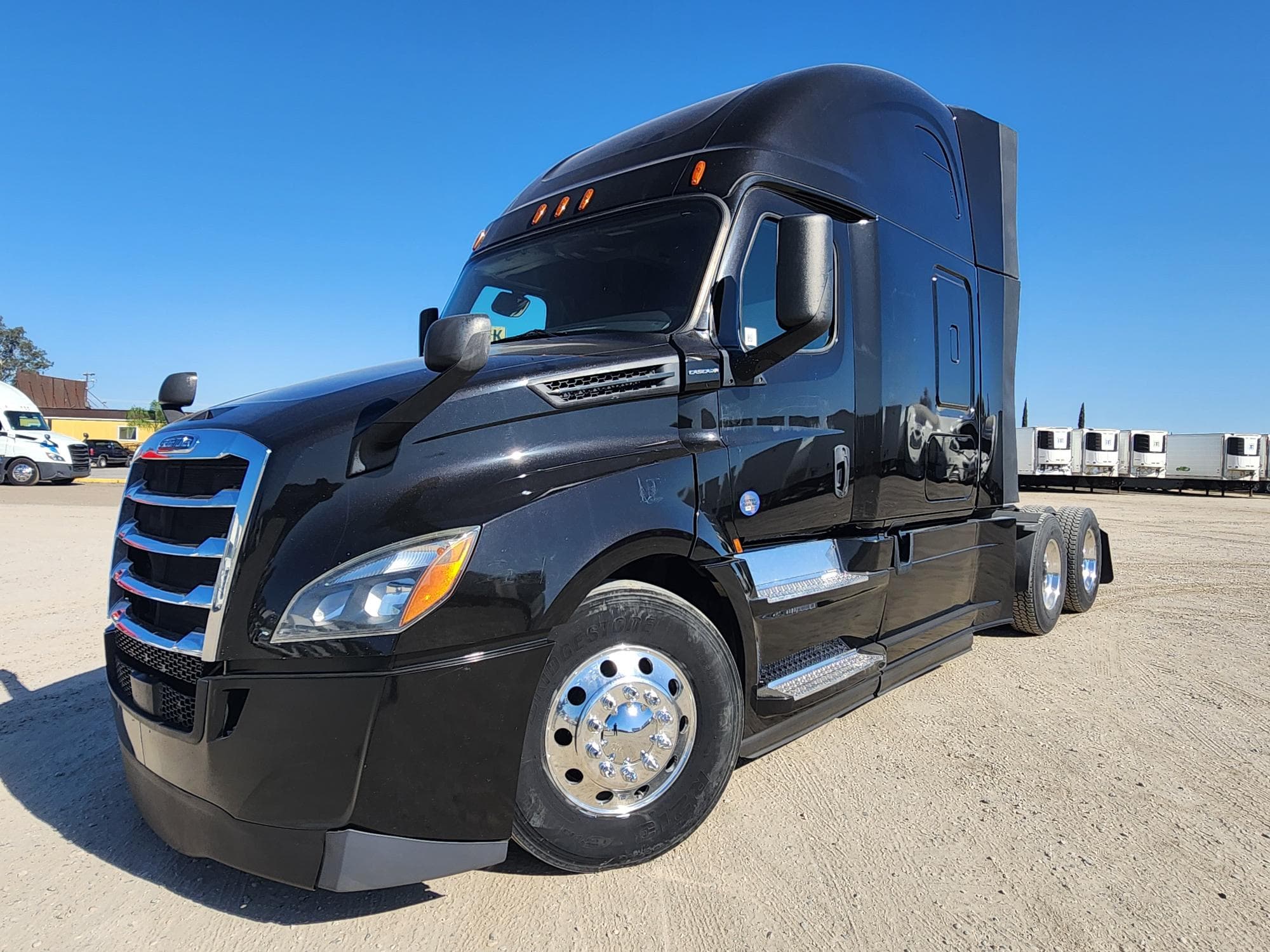 2020 FREIGHTLINER CASCADIA 126SLP