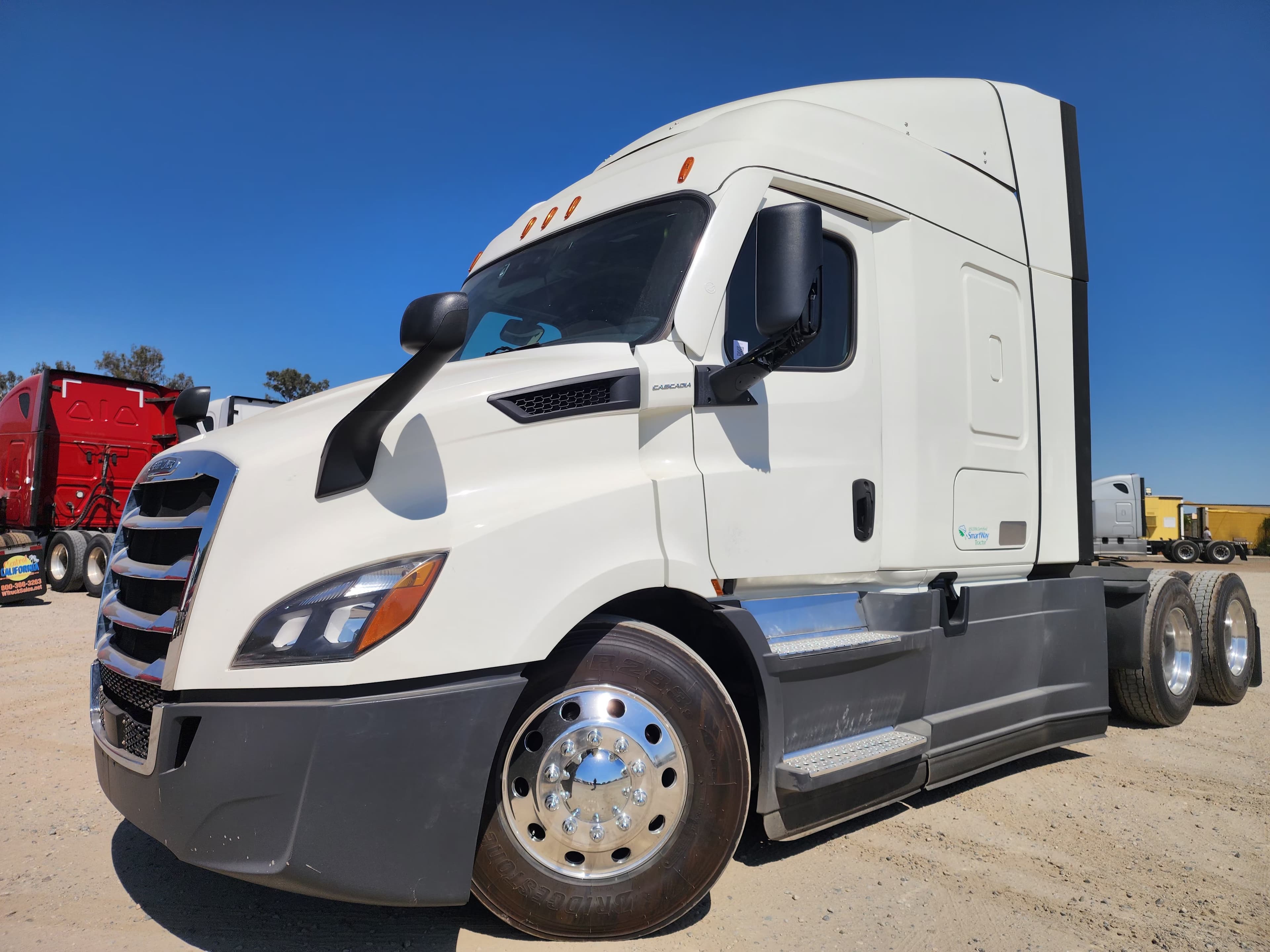 2021 FREIGHTLINER CASCADIA 116SLP