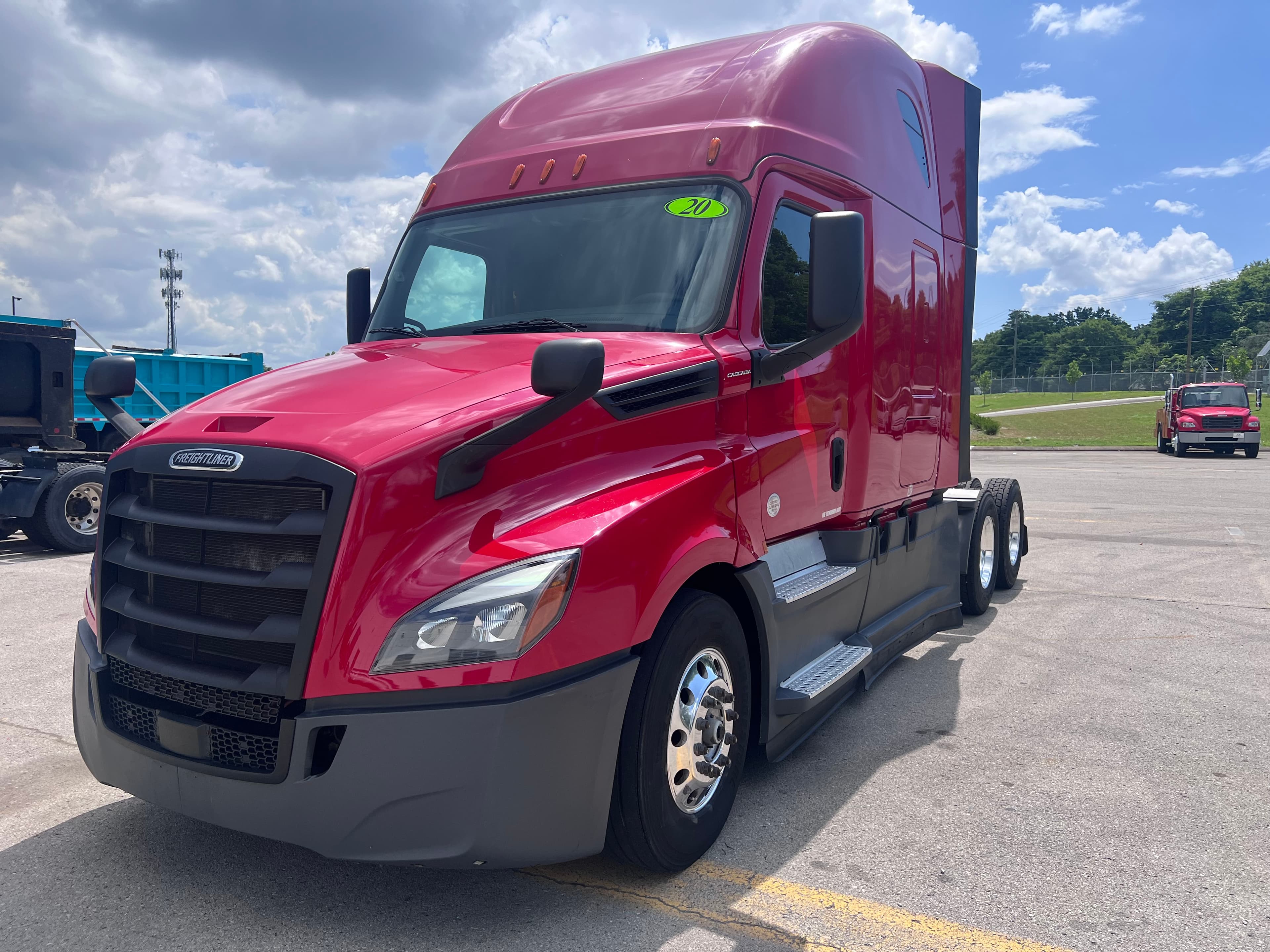 2020 FREIGHTLINER CASCADIA 126SLP