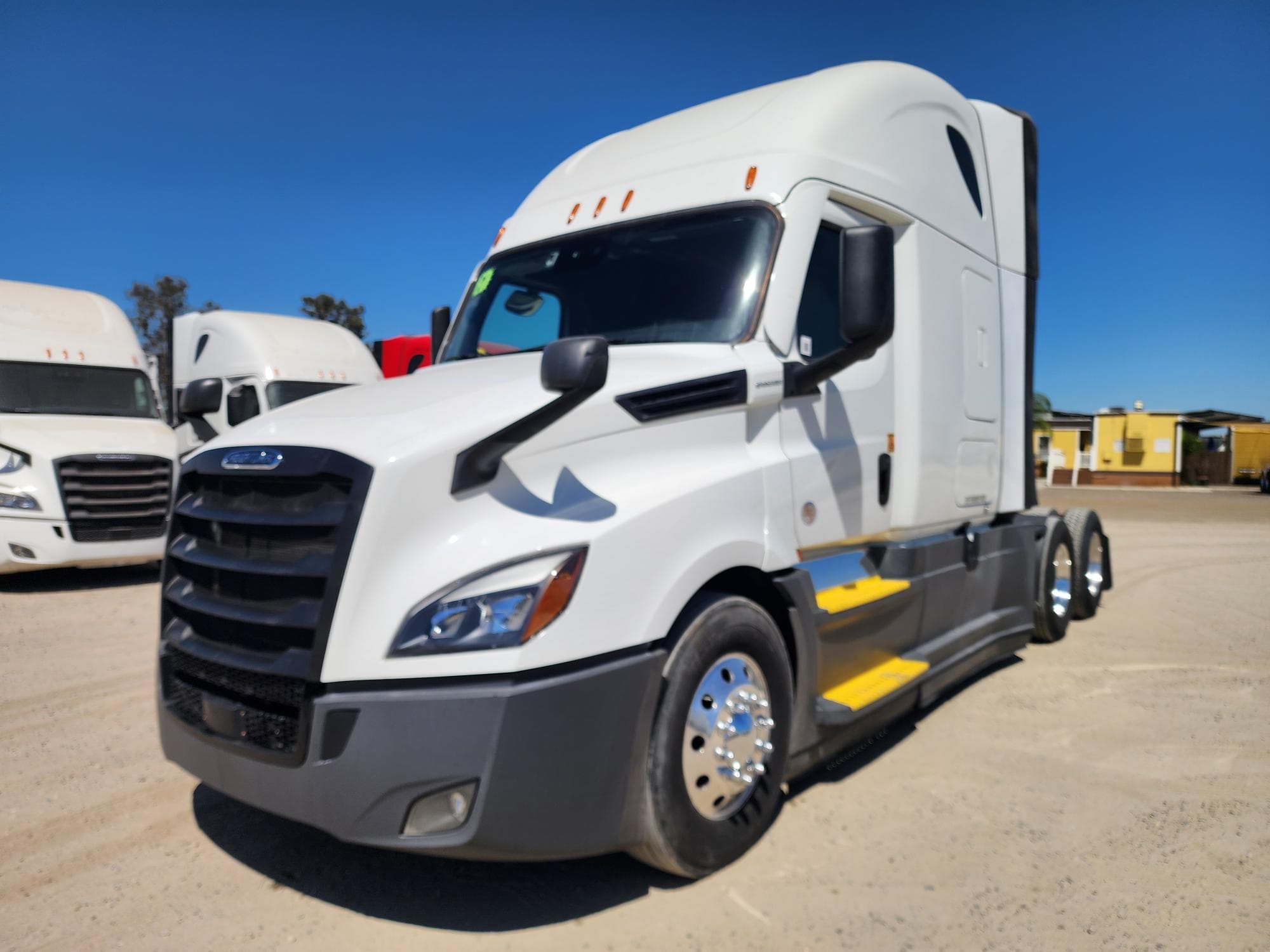 2021 FREIGHTLINER CASCADIA 126SLP