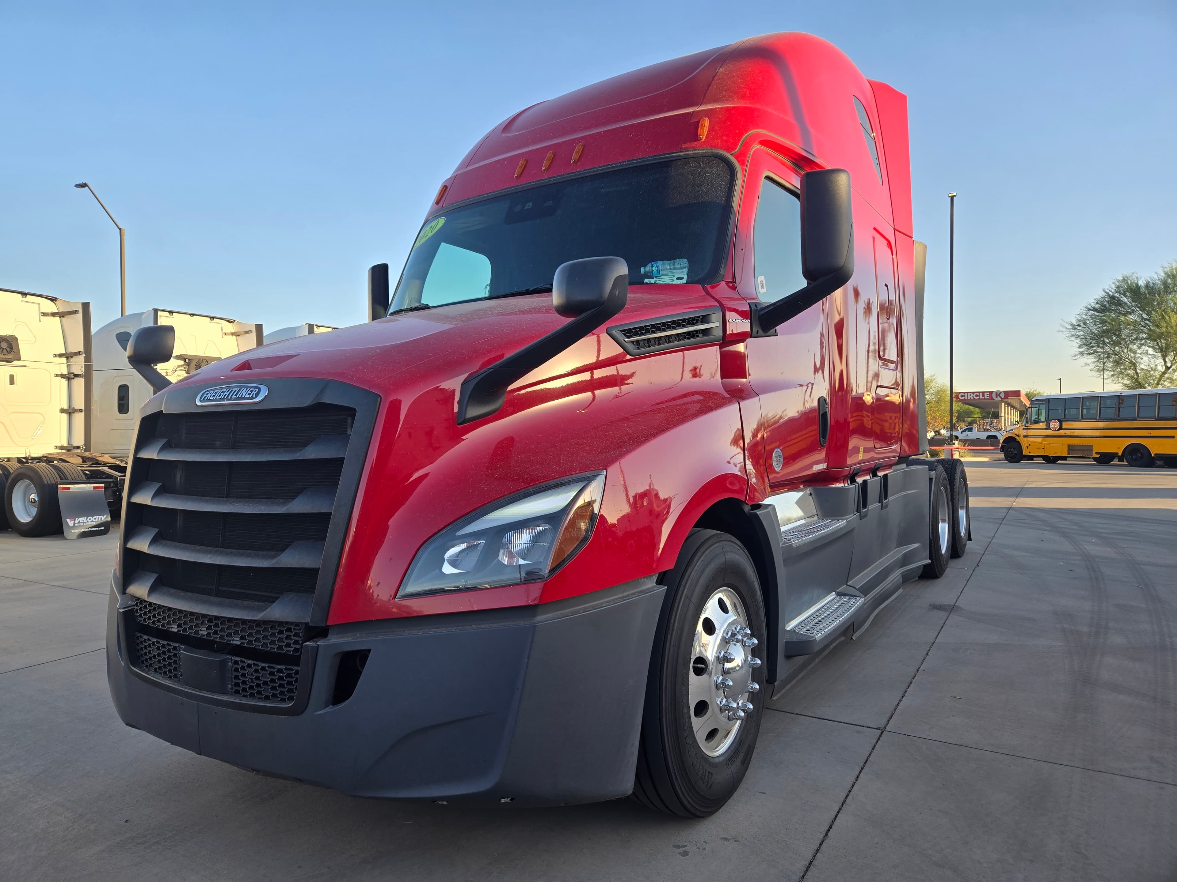 2020 FREIGHTLINER CASCADIA 126SLP