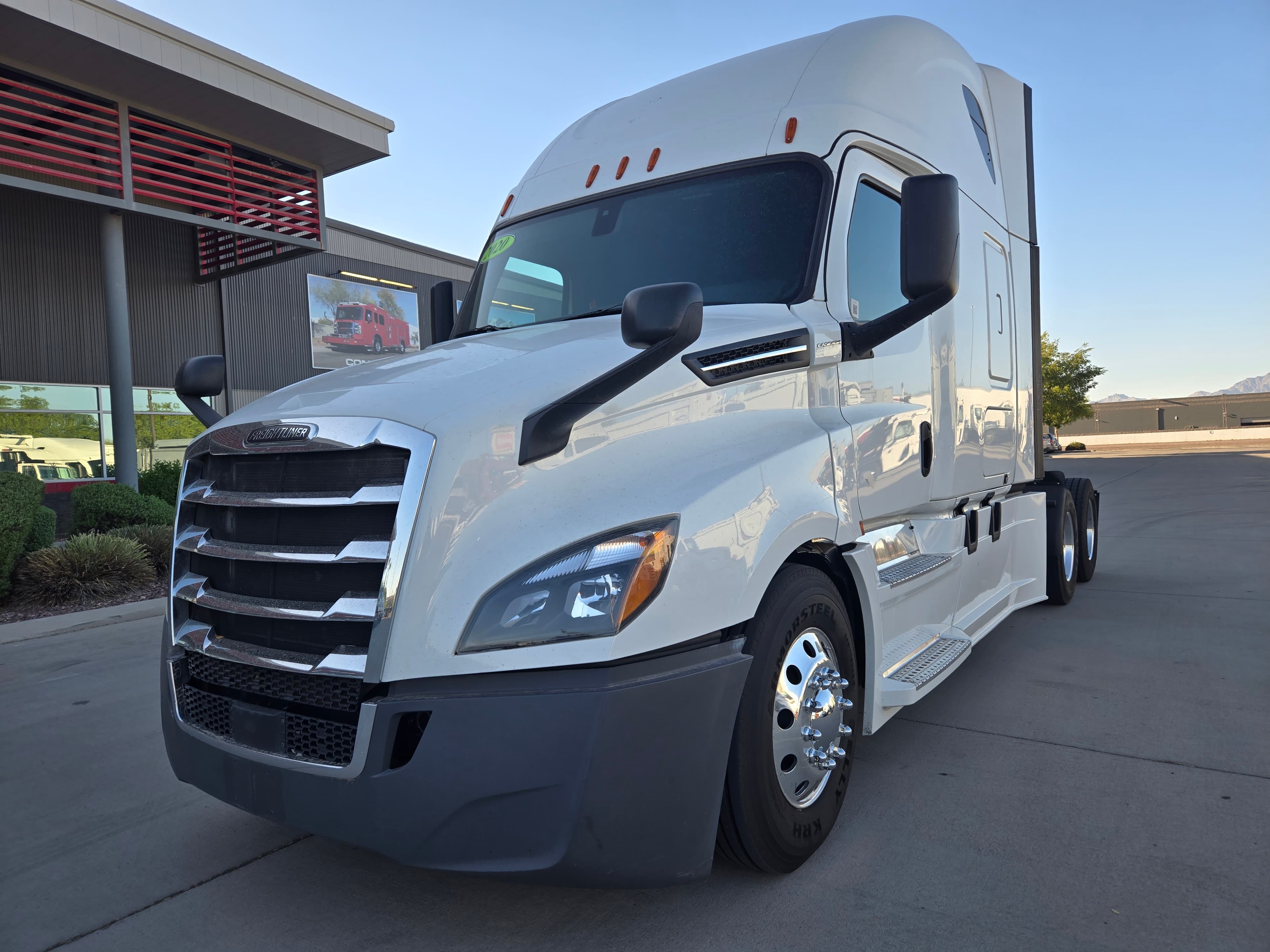 2020 FREIGHTLINER CASCADIA 126SLP