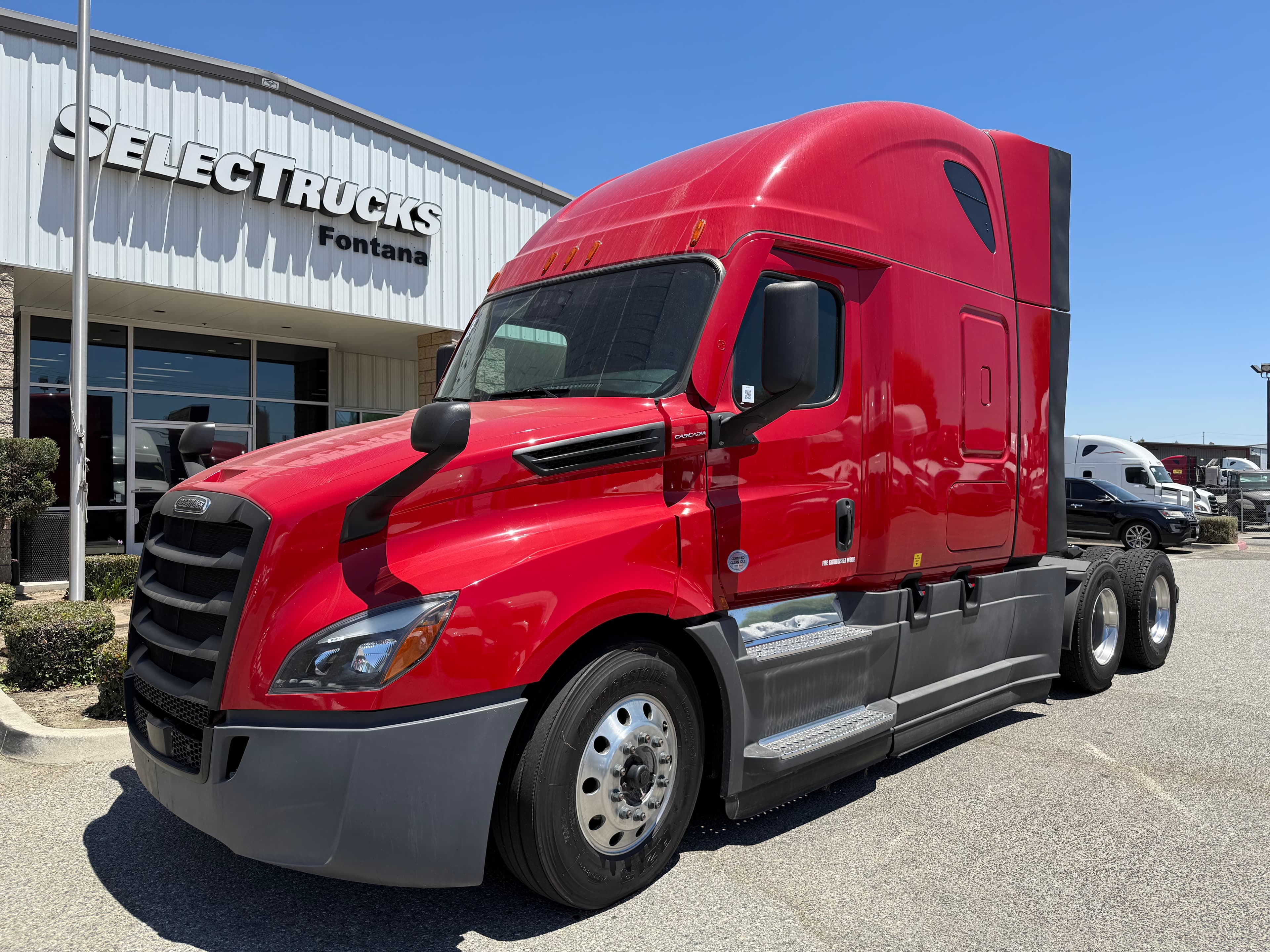 2021 FREIGHTLINER CASCADIA 126SLP