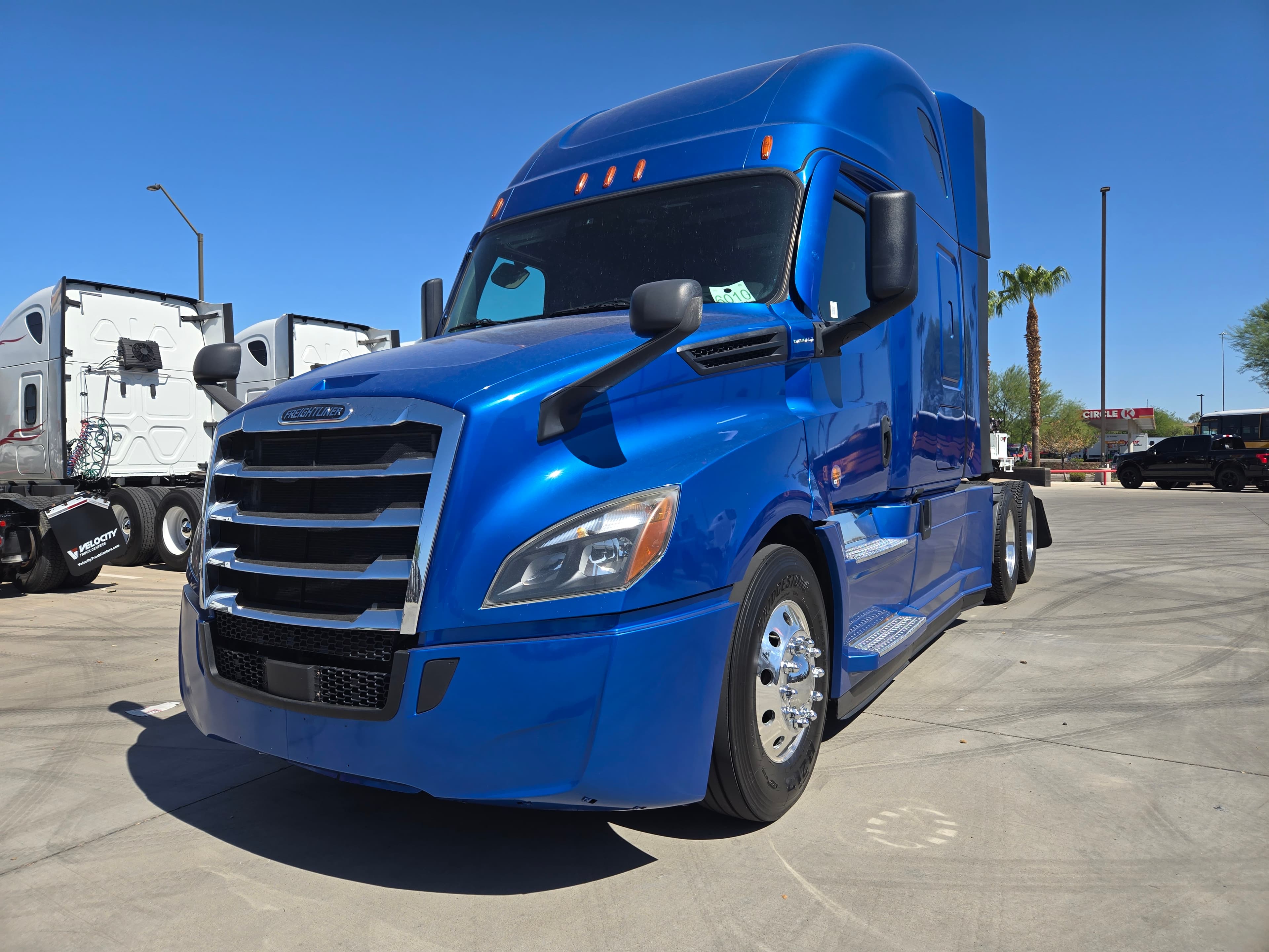 2020 FREIGHTLINER CASCADIA 126SLP