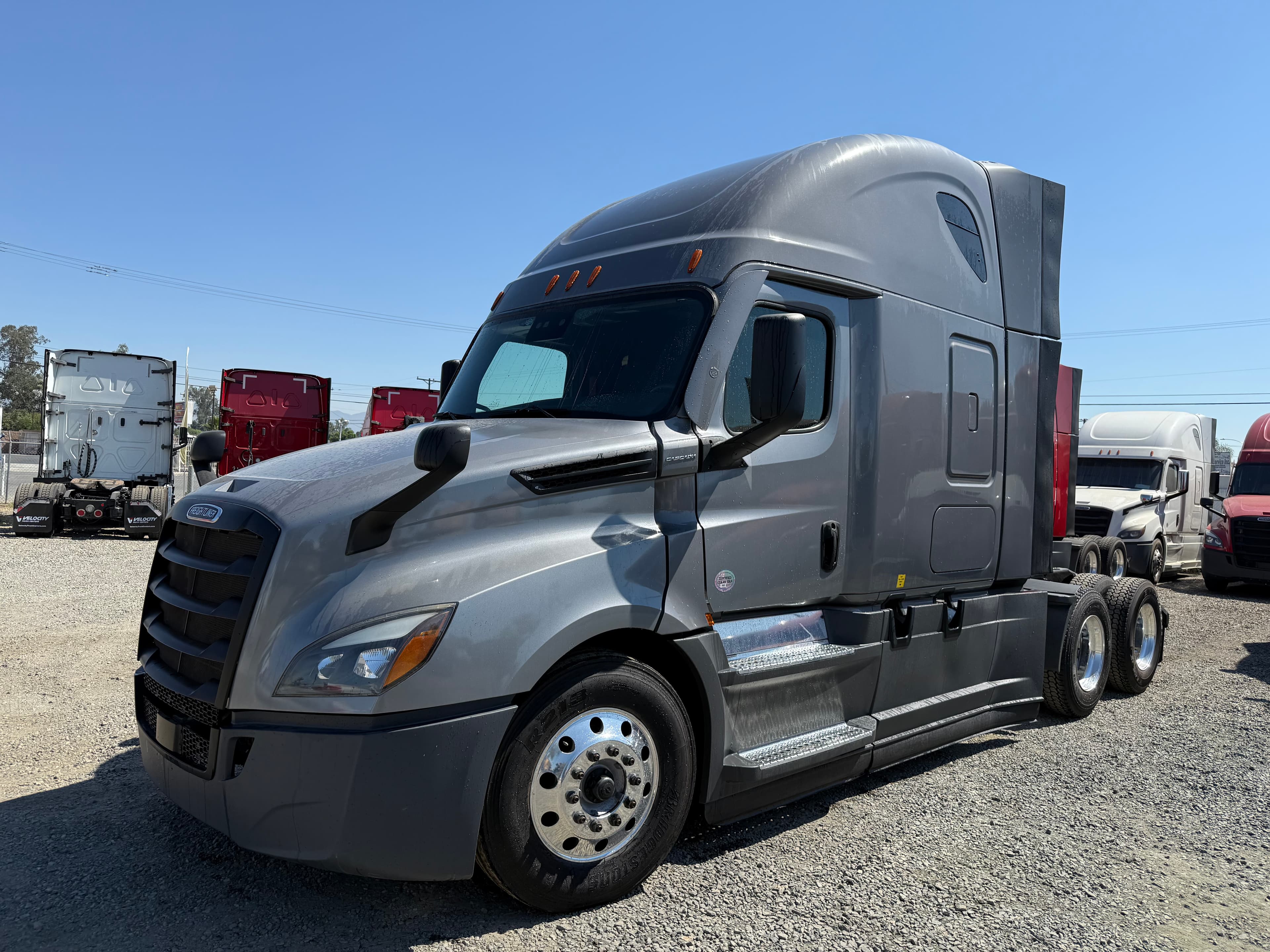 2021 FREIGHTLINER CASCADIA 126SLP