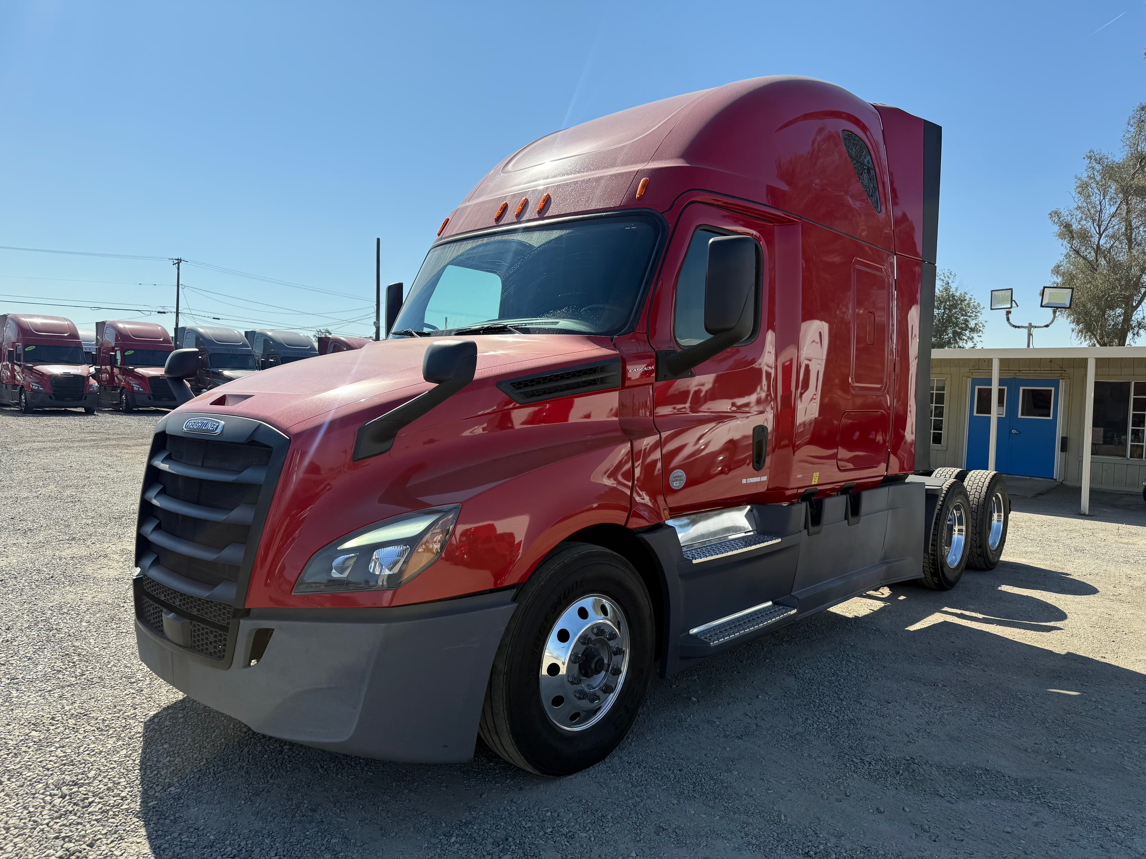 2020 FREIGHTLINER CASCADIA 126SLP