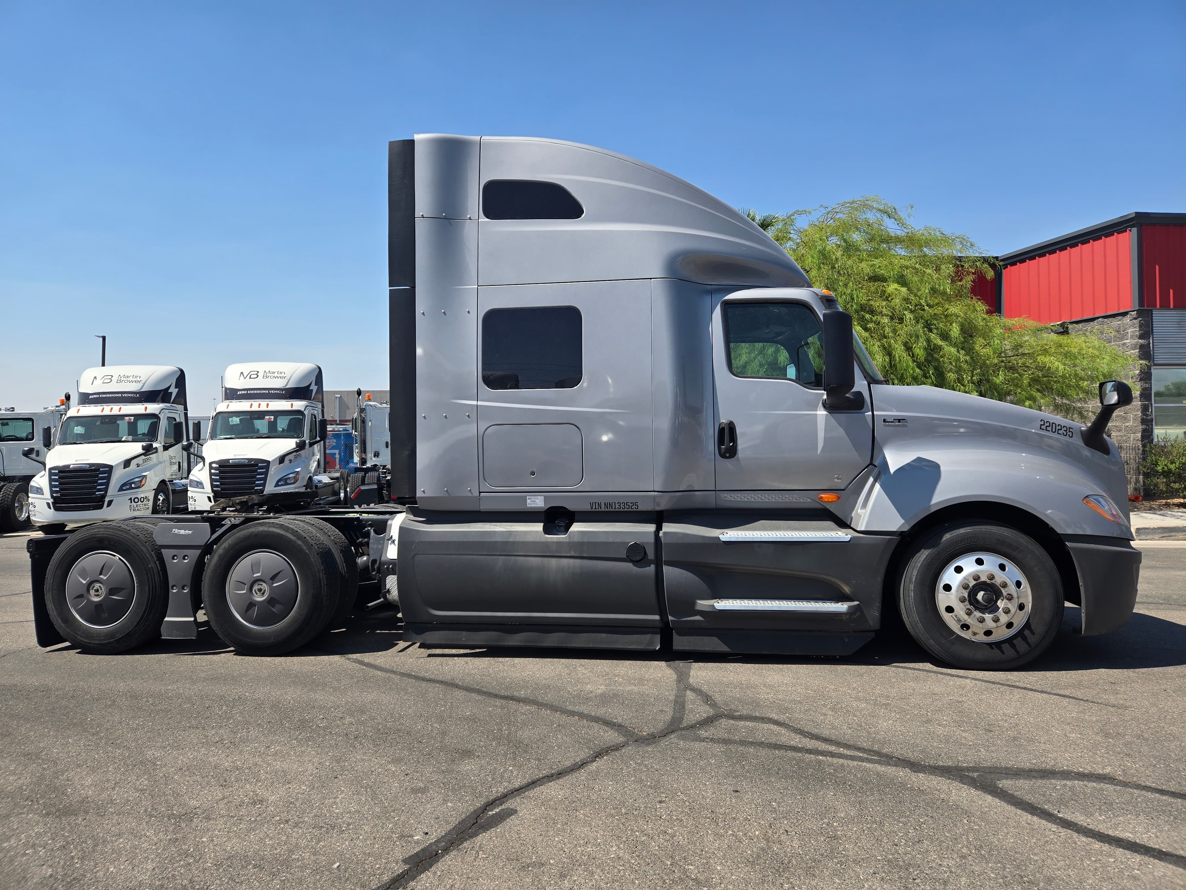 2022 INTERNATIONAL LT625