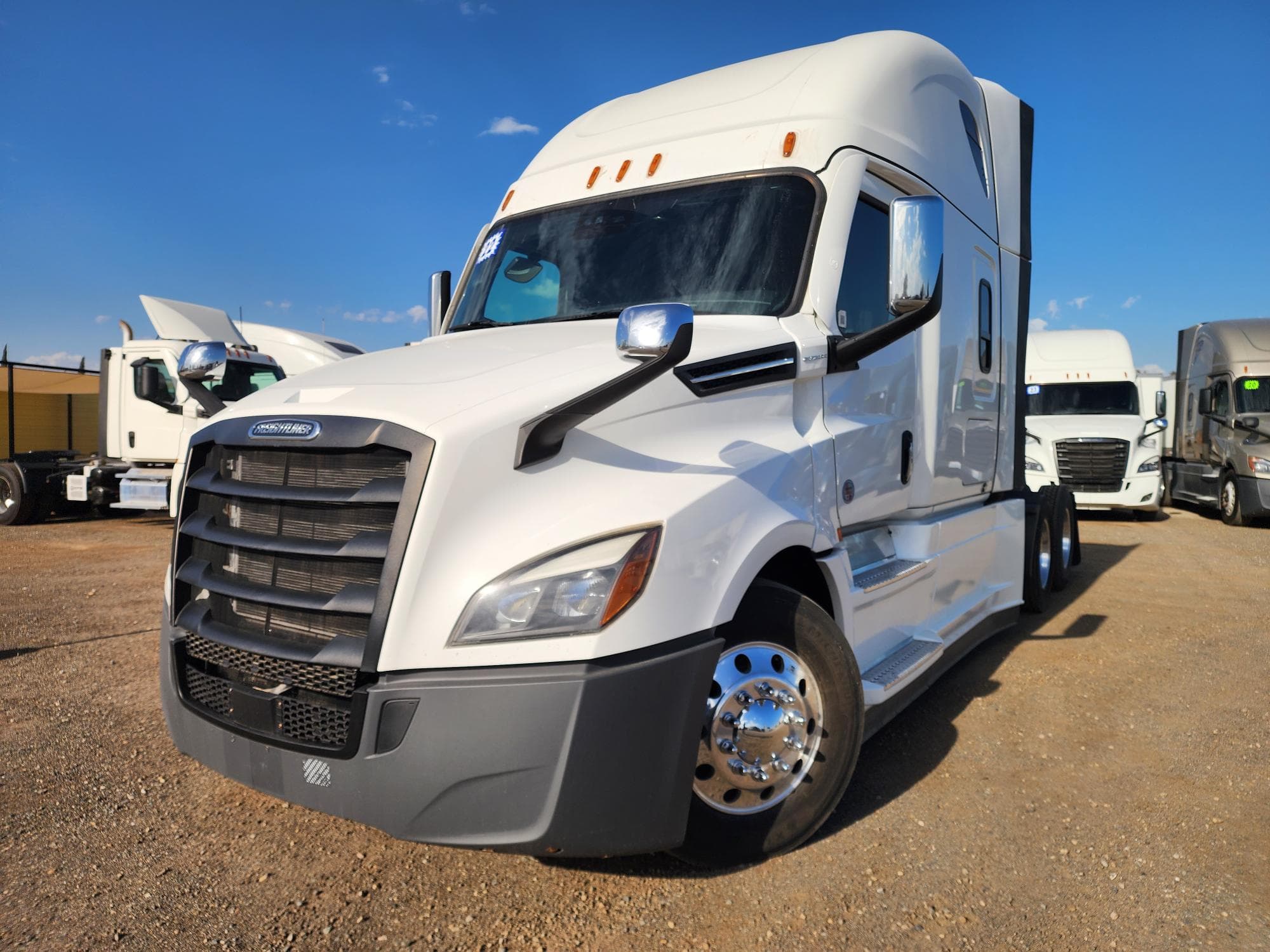 2022 FREIGHTLINER CASCADIA 126SLP