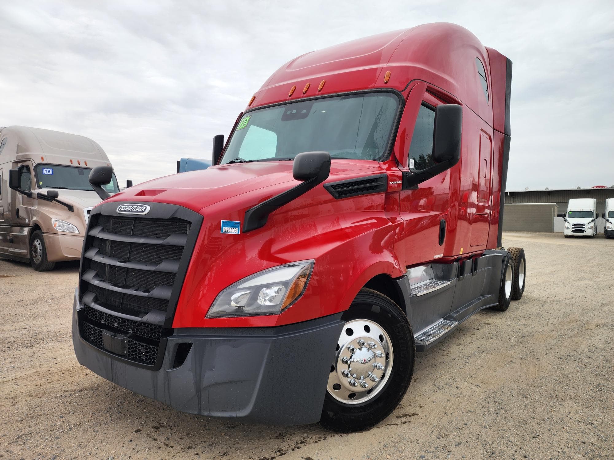 2020 FREIGHTLINER CASCADIA 126SLP