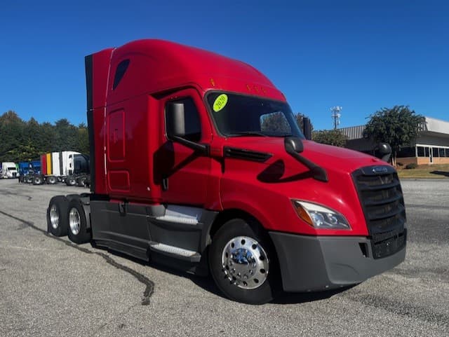2020 FREIGHTLINER CASCADIA 126SLP