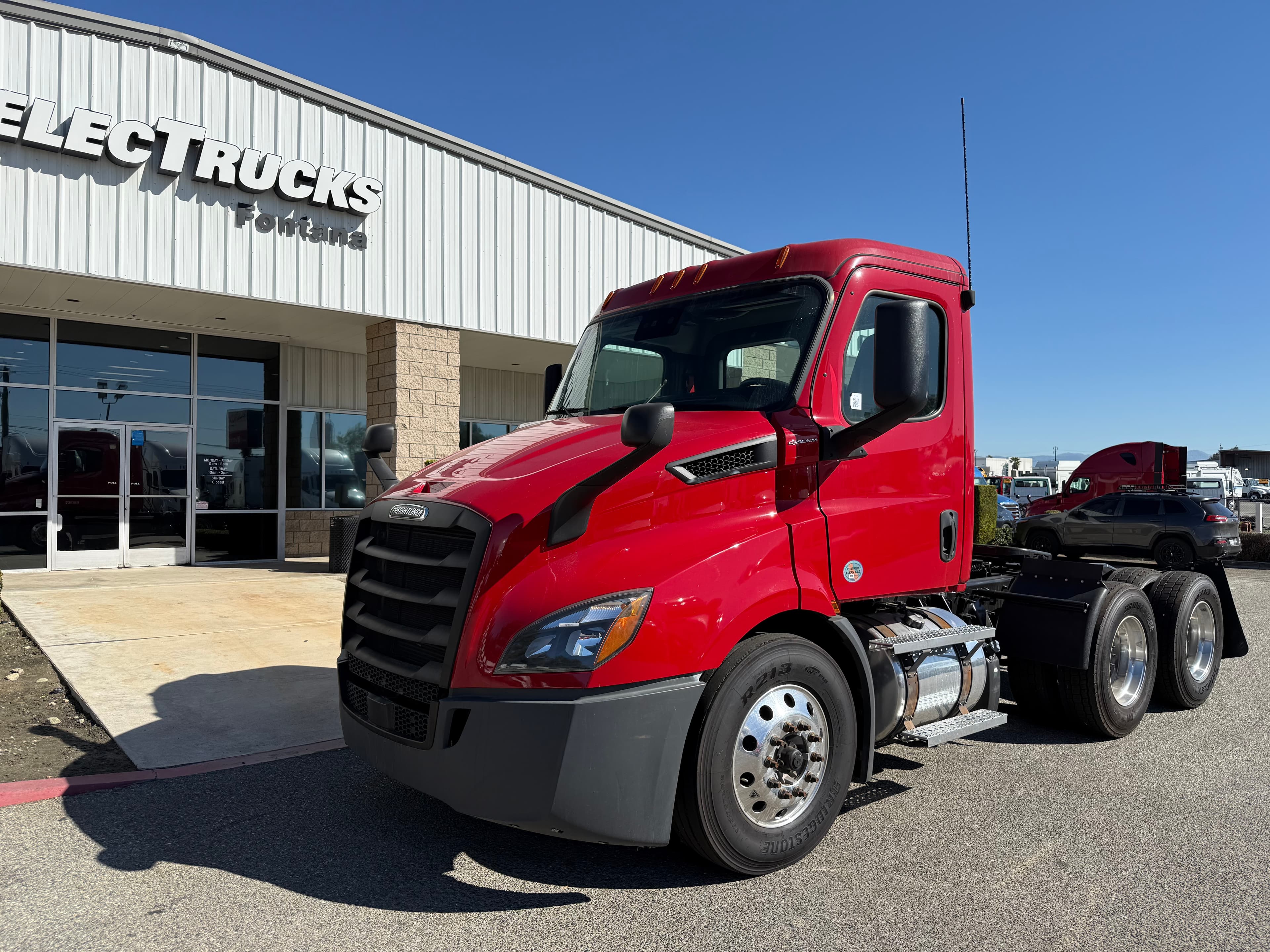 2021 FREIGHTLINER CASCADIA 116DC
