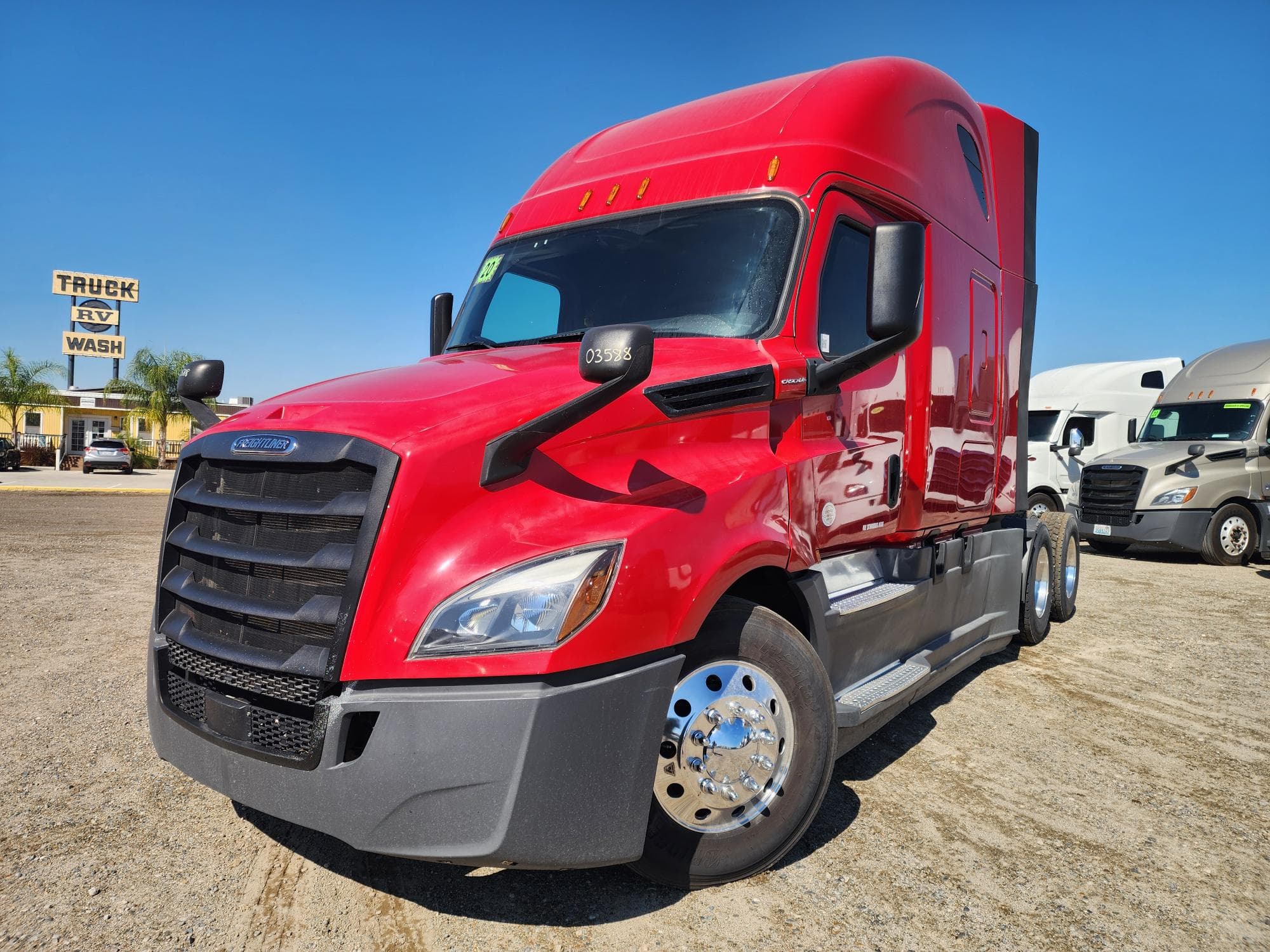 2020 FREIGHTLINER CASCADIA 126SLP